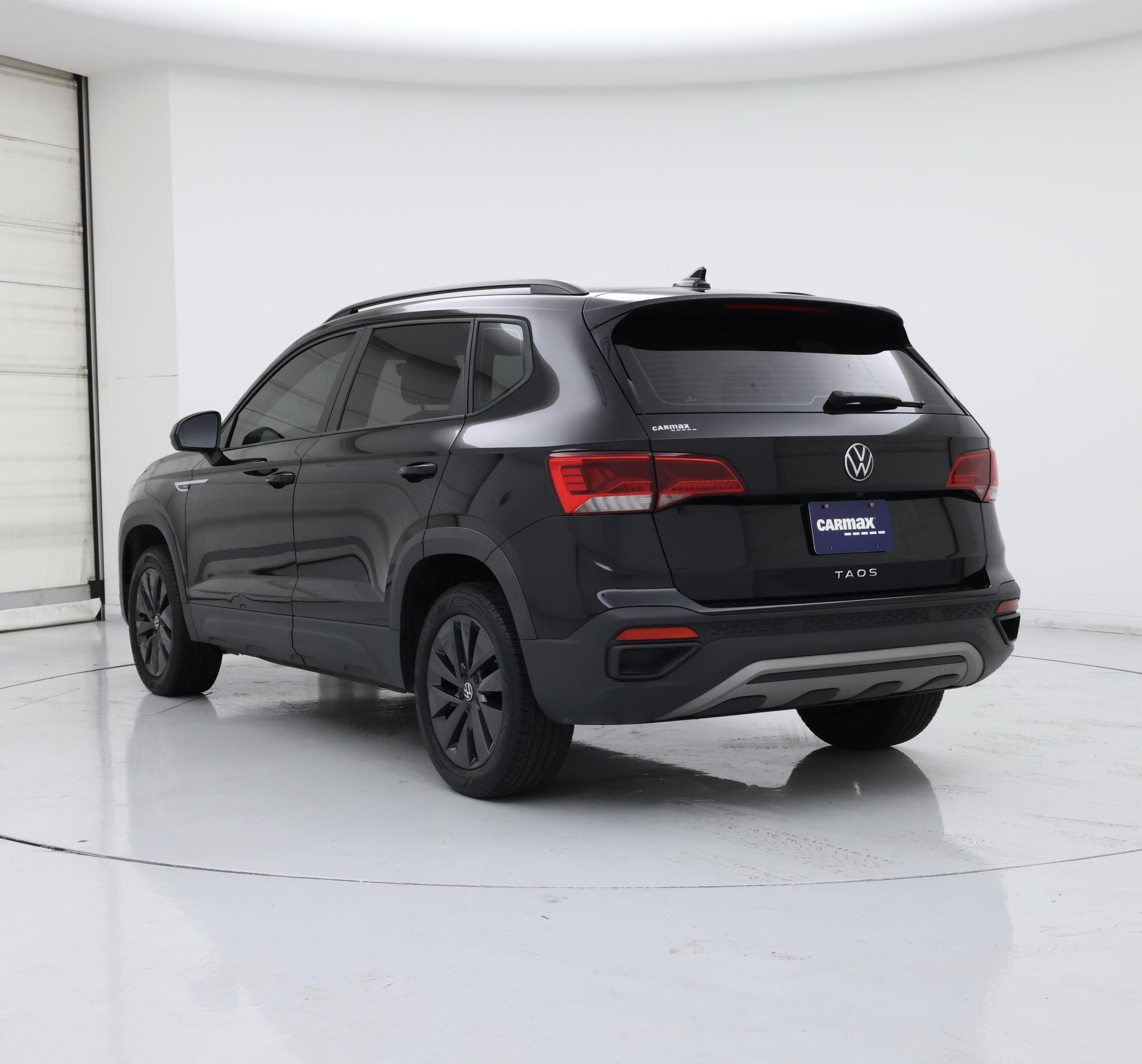 Thumbnail: 2023 Volkswagen Taos - 2