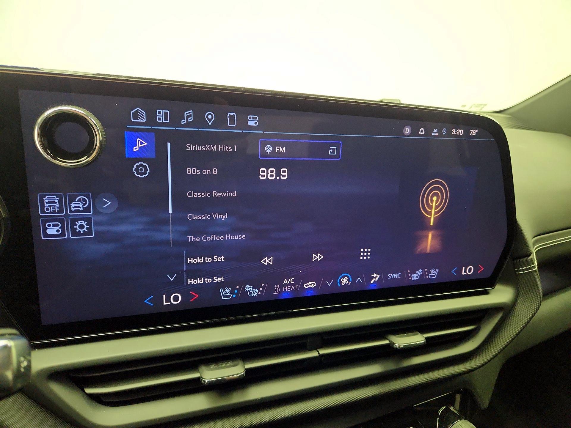 Thumbnail: 2025 Chevrolet Silverado EV - 16