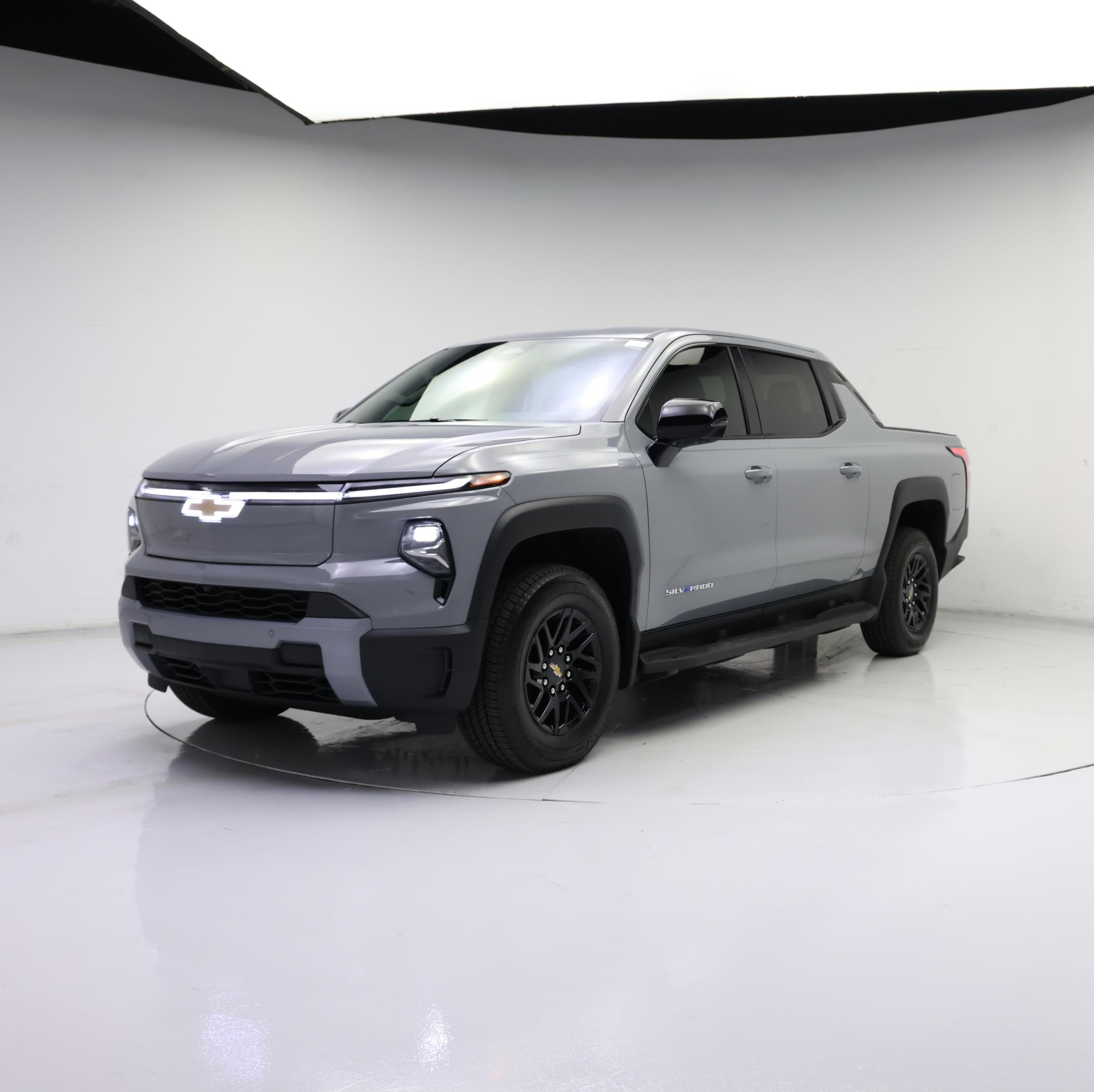 Thumbnail: 2025 Chevrolet Silverado EV - 4