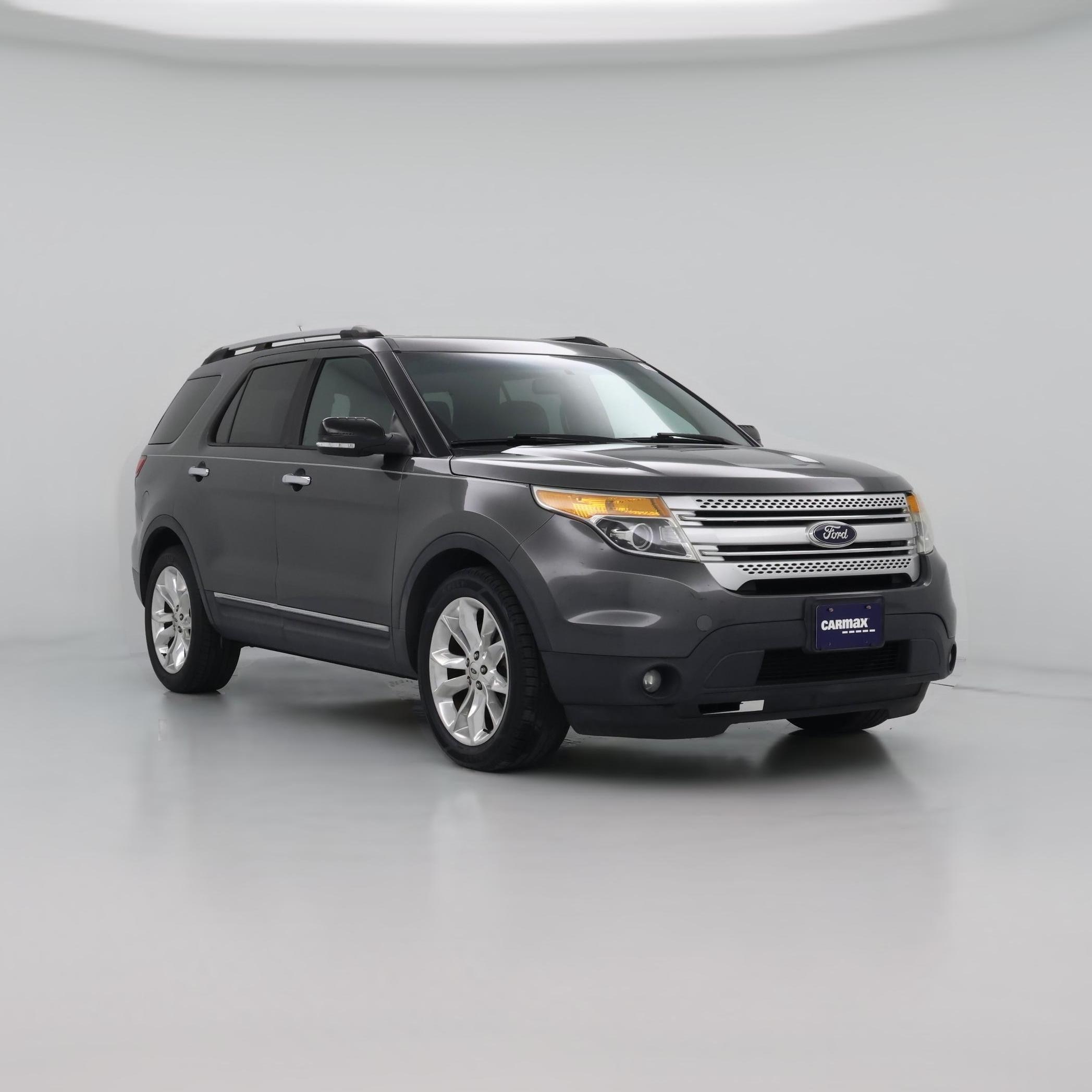 Thumbnail: 2015 Ford Explorer - 1