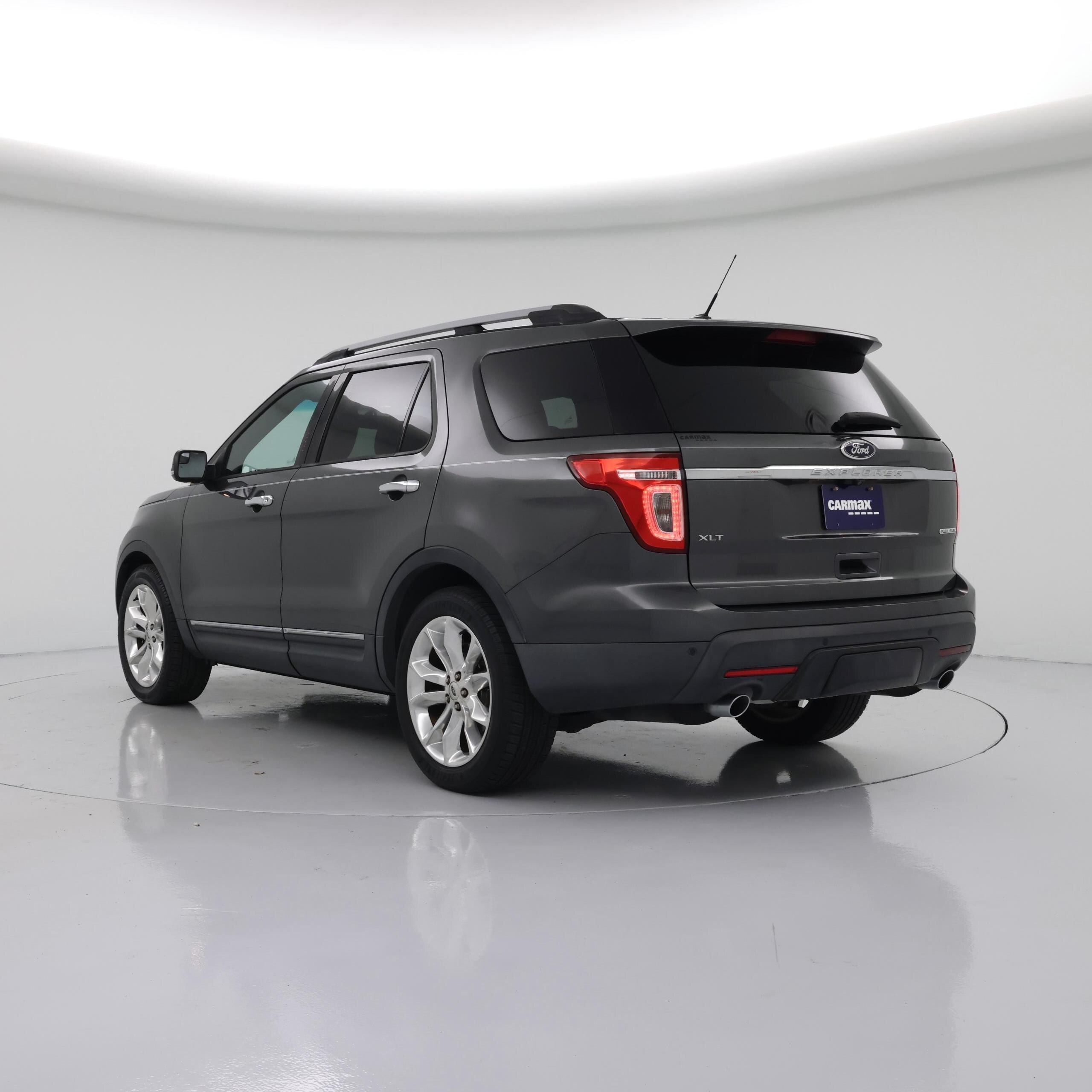 Thumbnail: 2015 Ford Explorer - 2