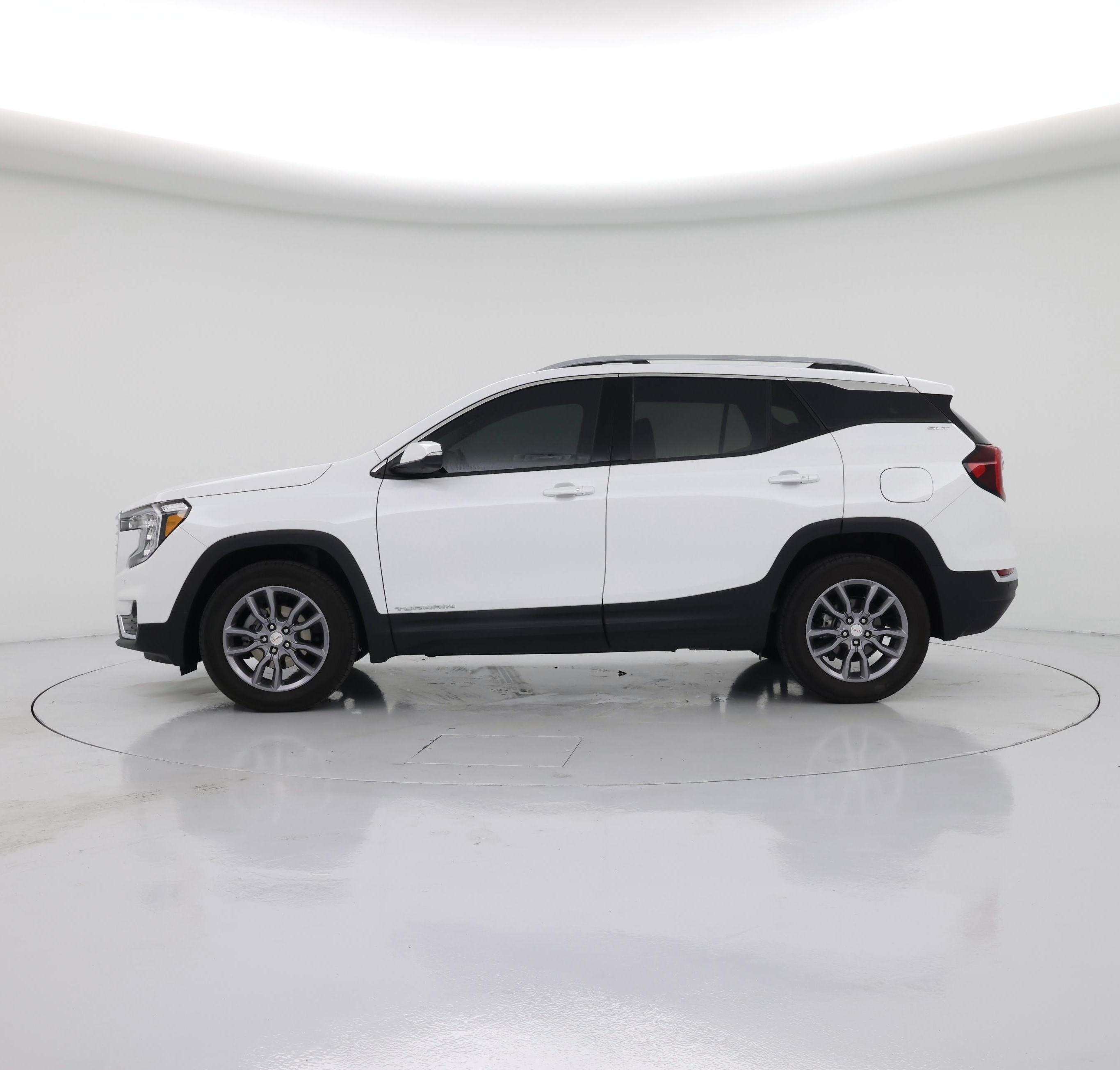 Thumbnail: 2024 GMC Terrain - 3