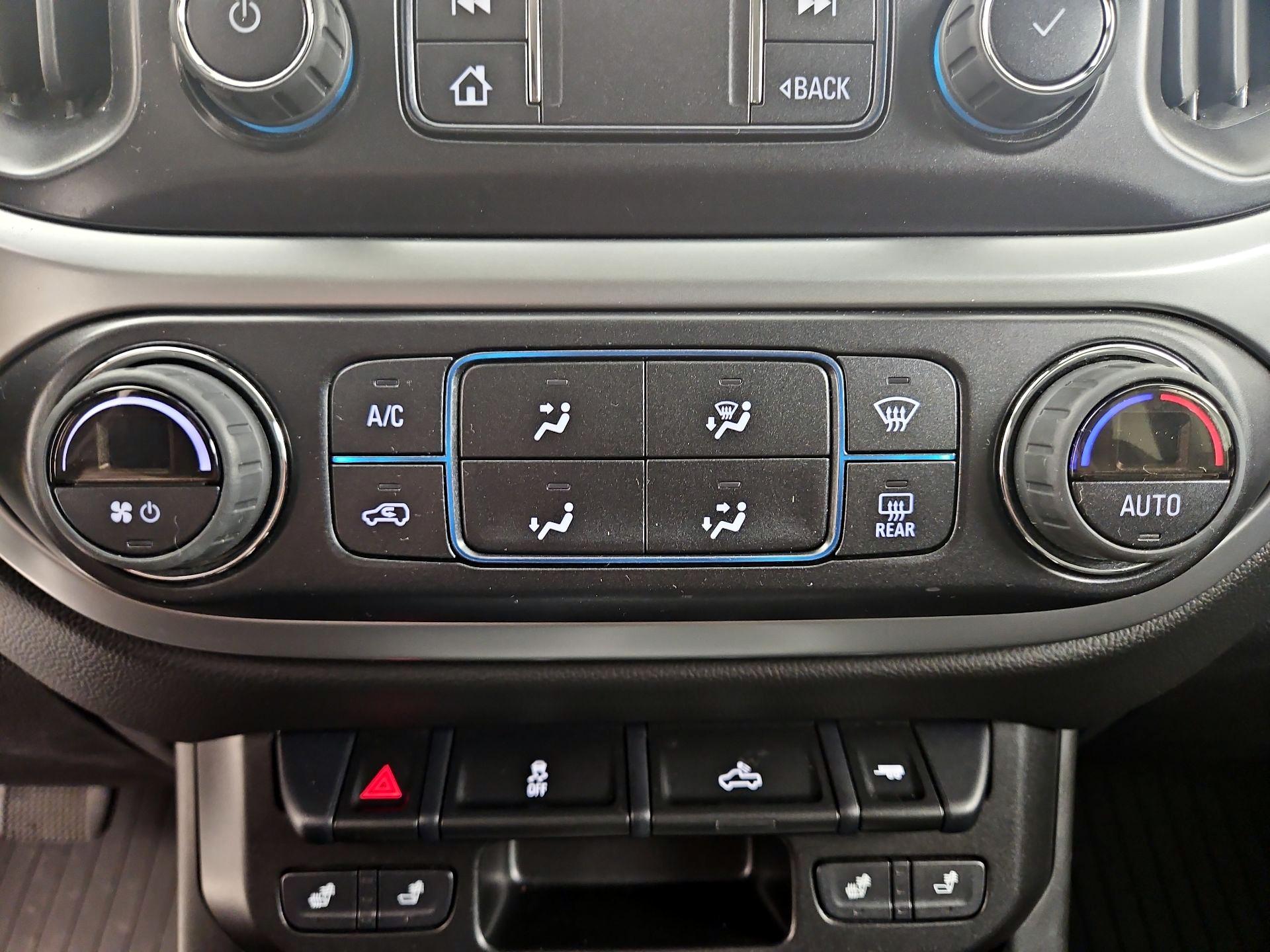 Thumbnail: 2022 Chevrolet Colorado - 16