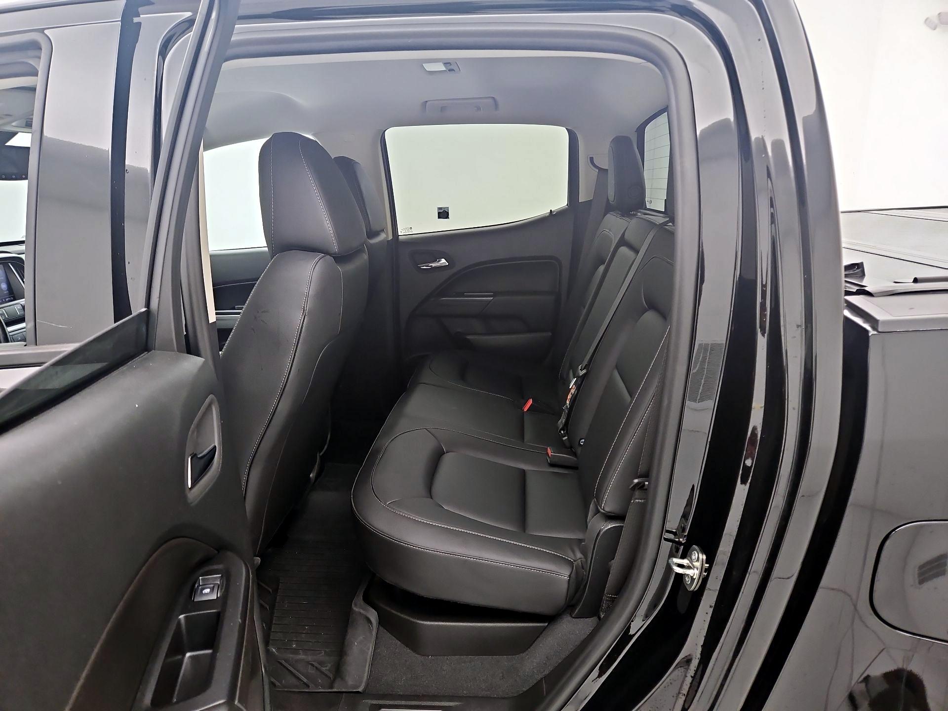 Thumbnail: 2022 Chevrolet Colorado - 19