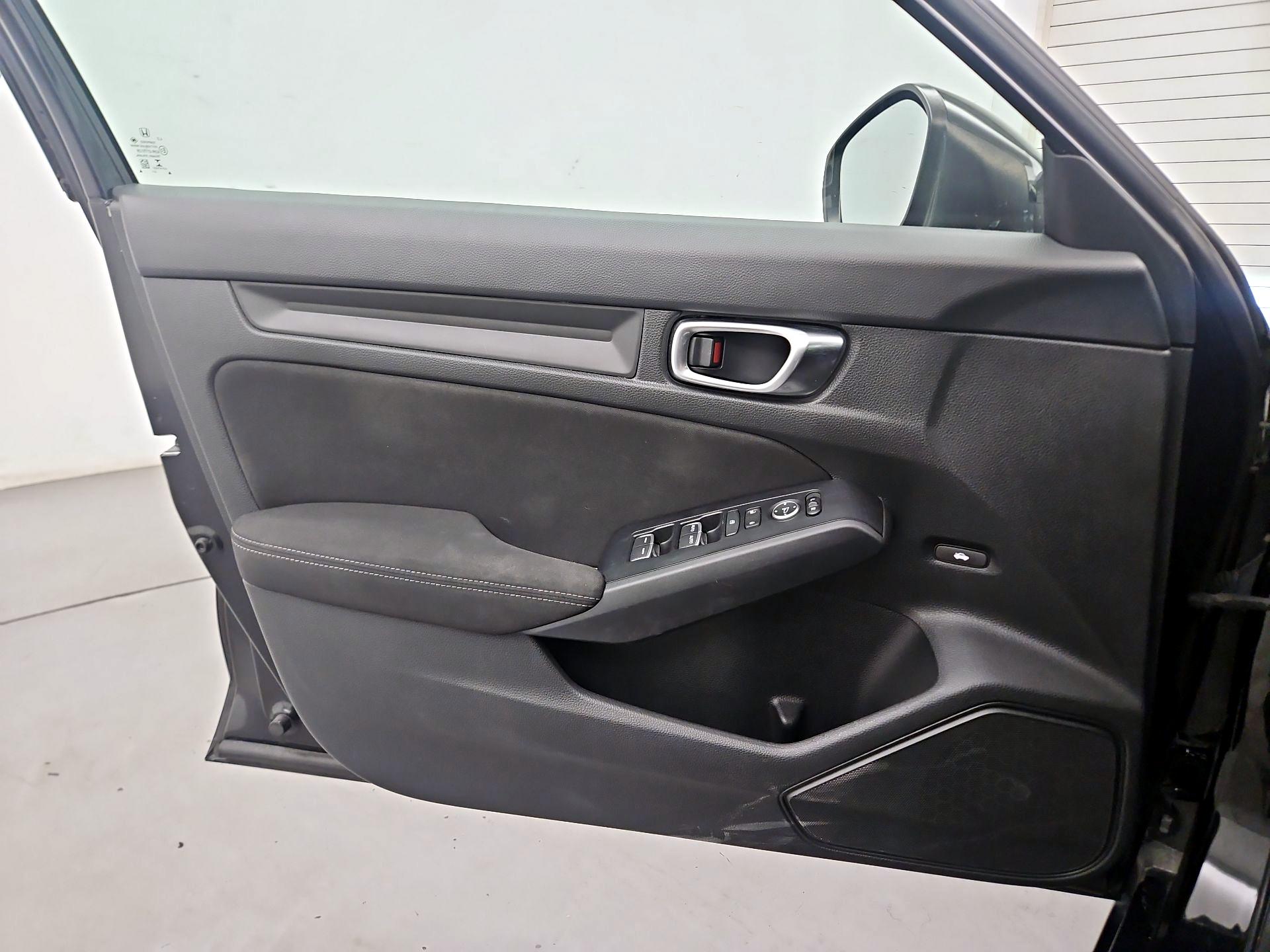 Thumbnail: 2023 Honda Civic - 12