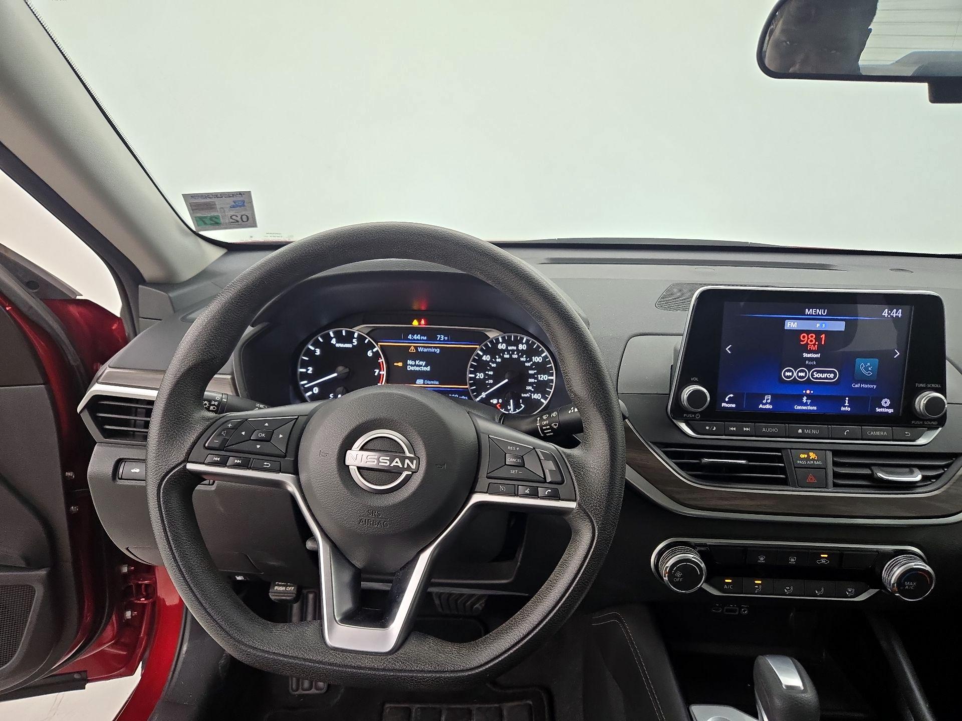 Thumbnail: 2023 Nissan Altima - 10