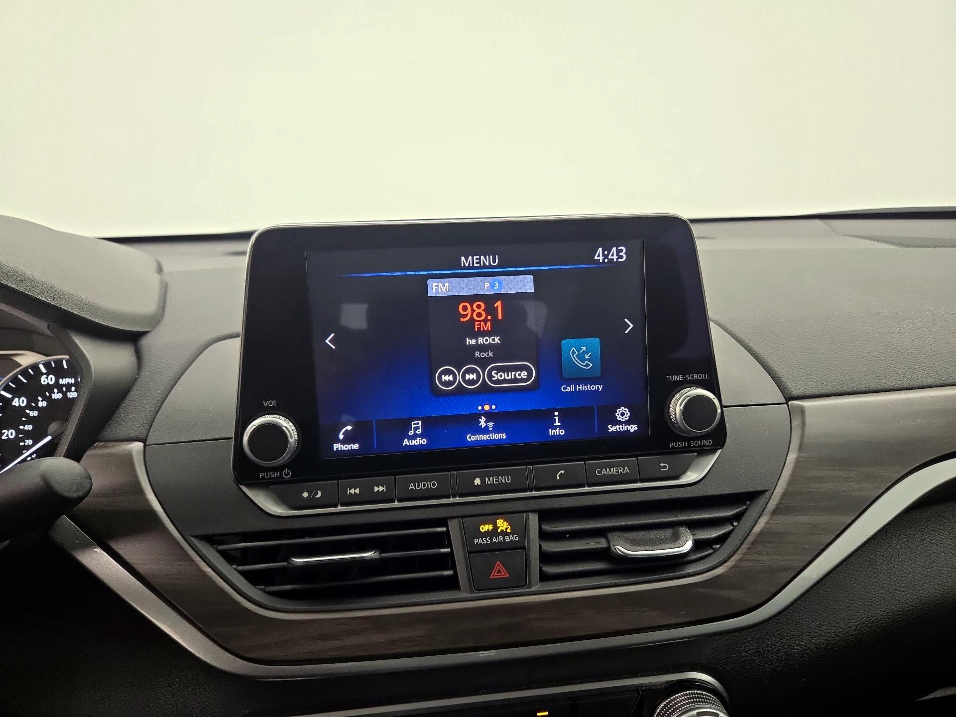 Thumbnail: 2023 Nissan Altima - 15