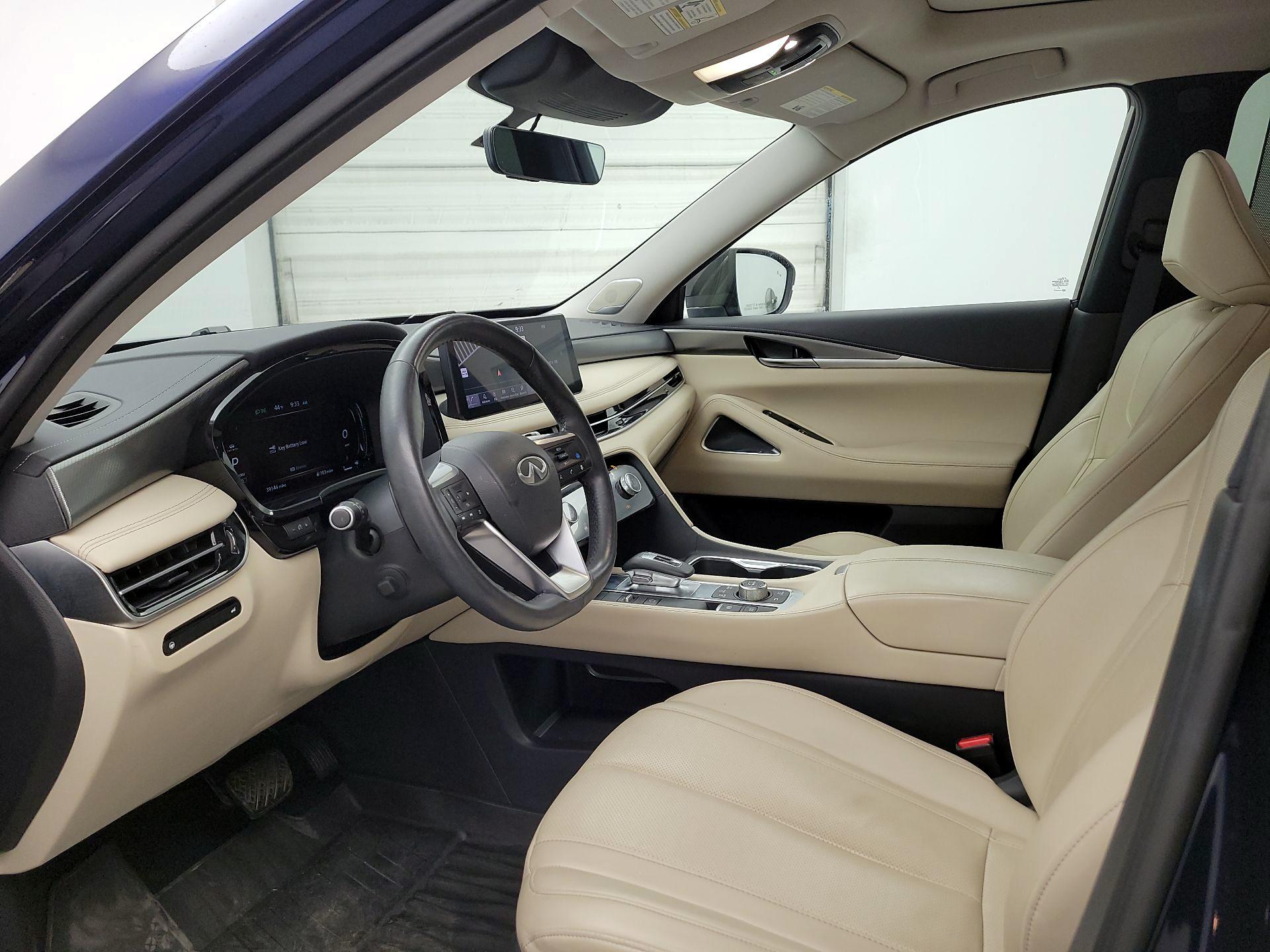 Thumbnail: 2023 INFINITI QX60 - 11