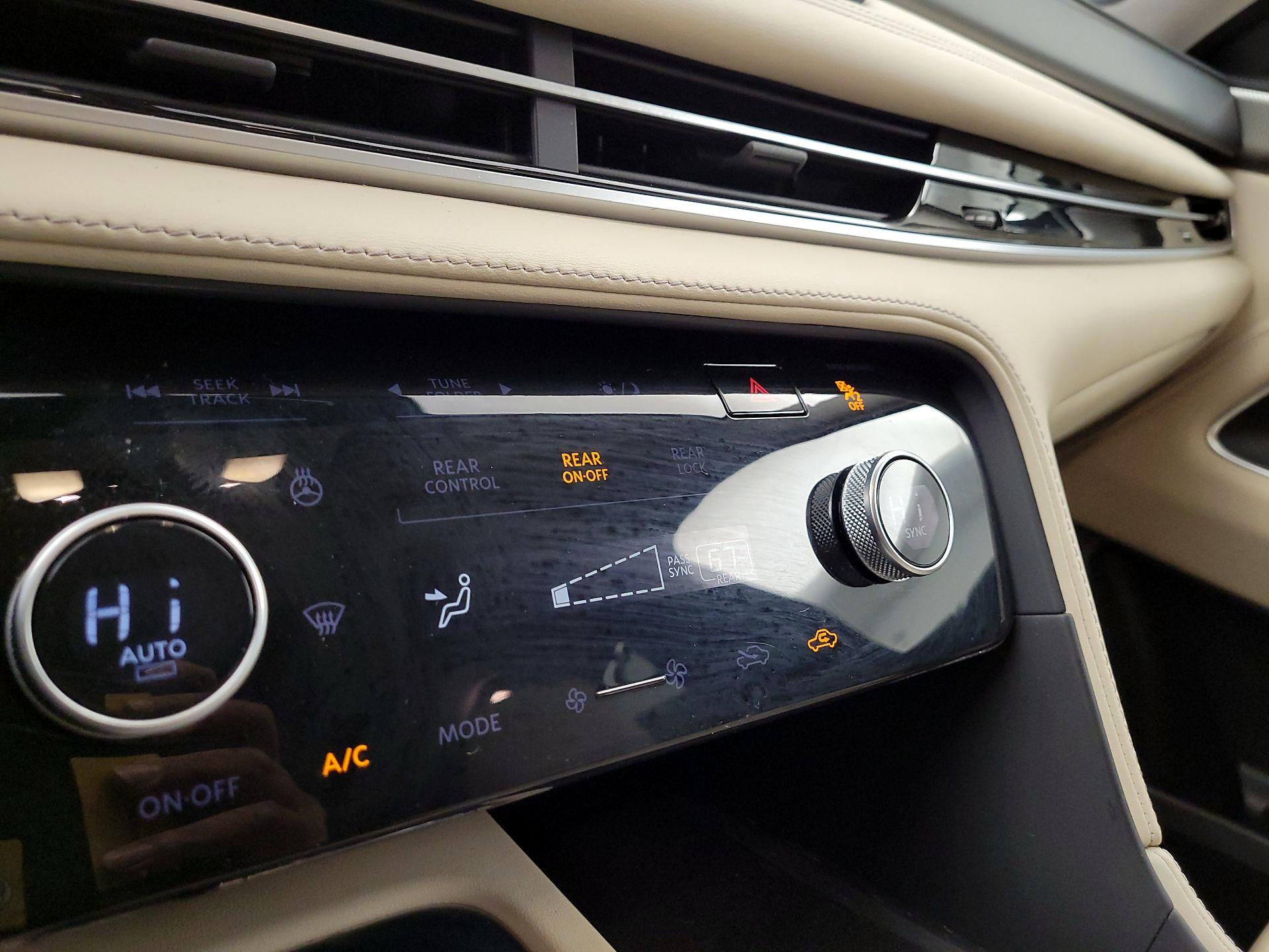 Thumbnail: 2023 INFINITI QX60 - 15