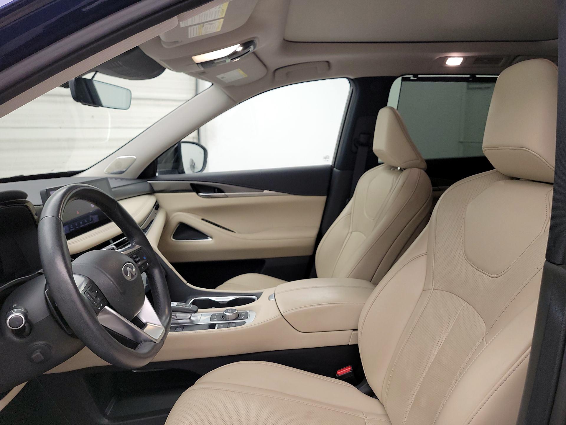 Thumbnail: 2023 INFINITI QX60 - 18