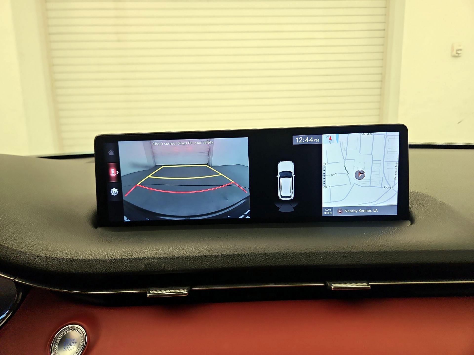 Thumbnail: 2022 Genesis GV70 - 14