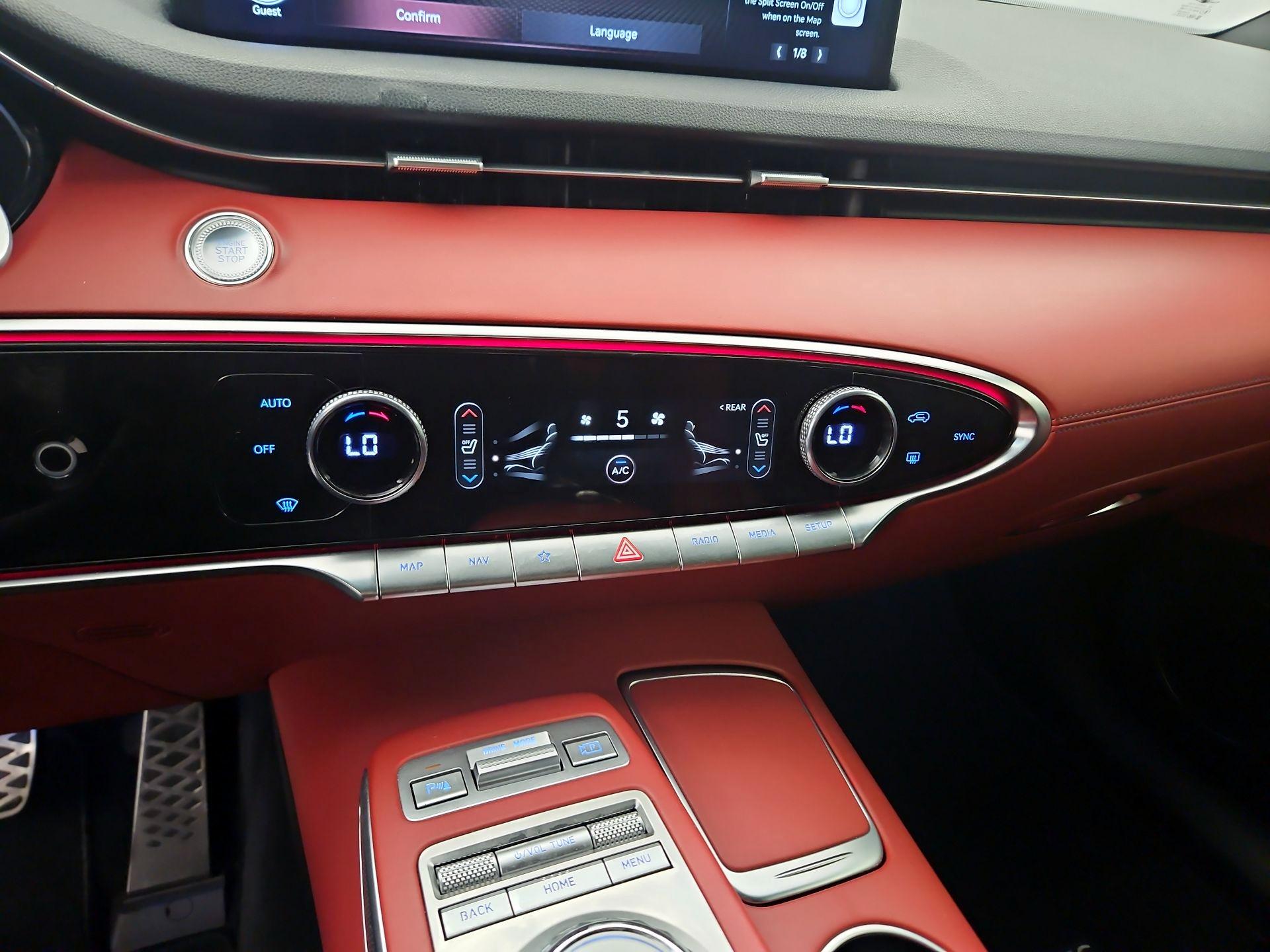 Thumbnail: 2022 Genesis GV70 - 16