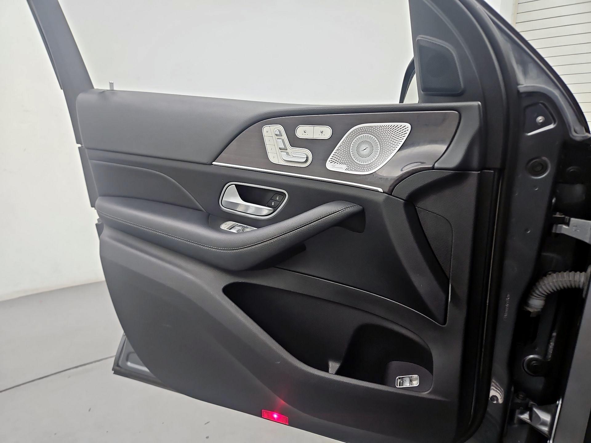 Thumbnail: 2020 Mercedes-Benz GLE - 12