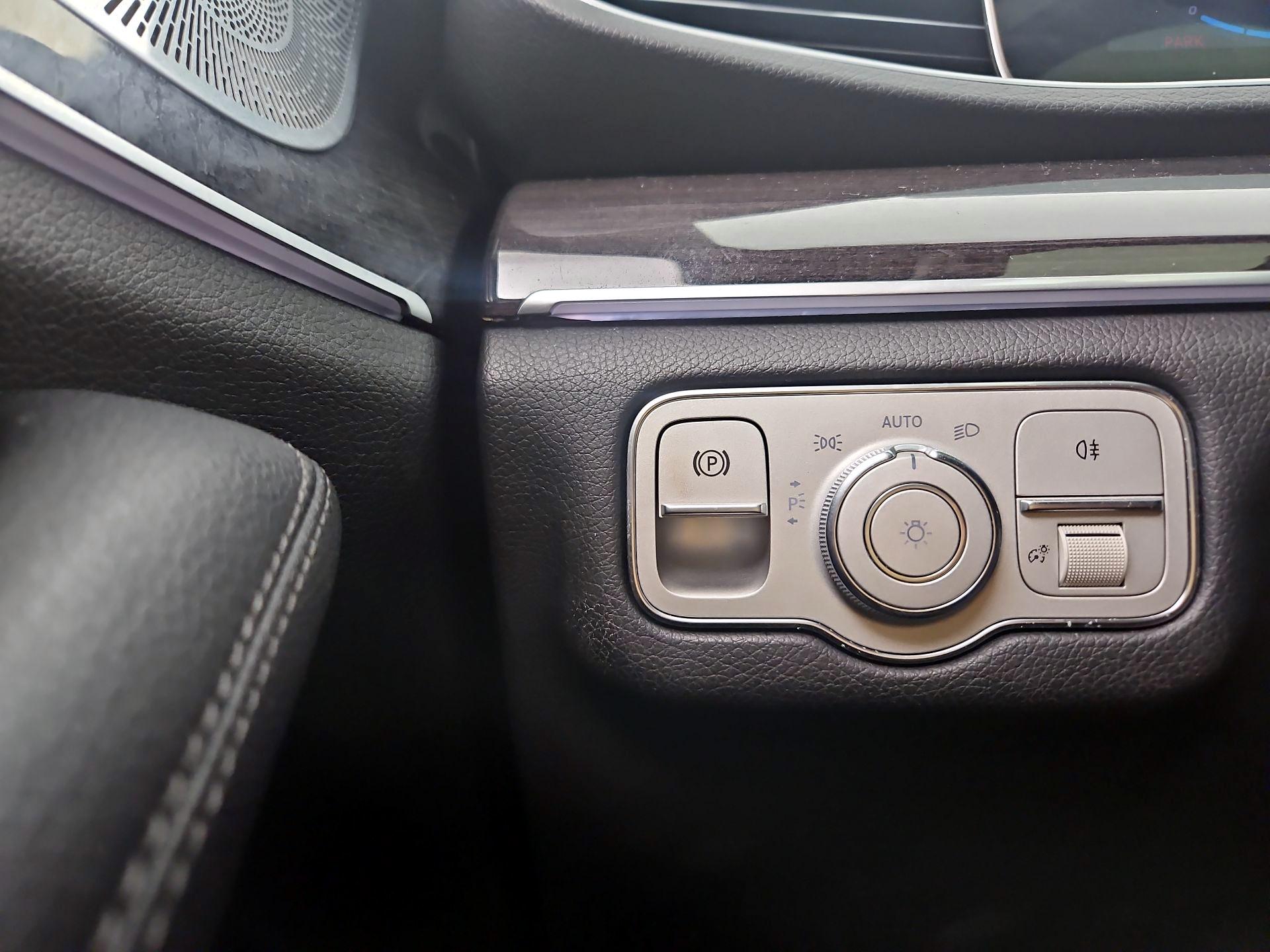 Thumbnail: 2020 Mercedes-Benz GLE - 13