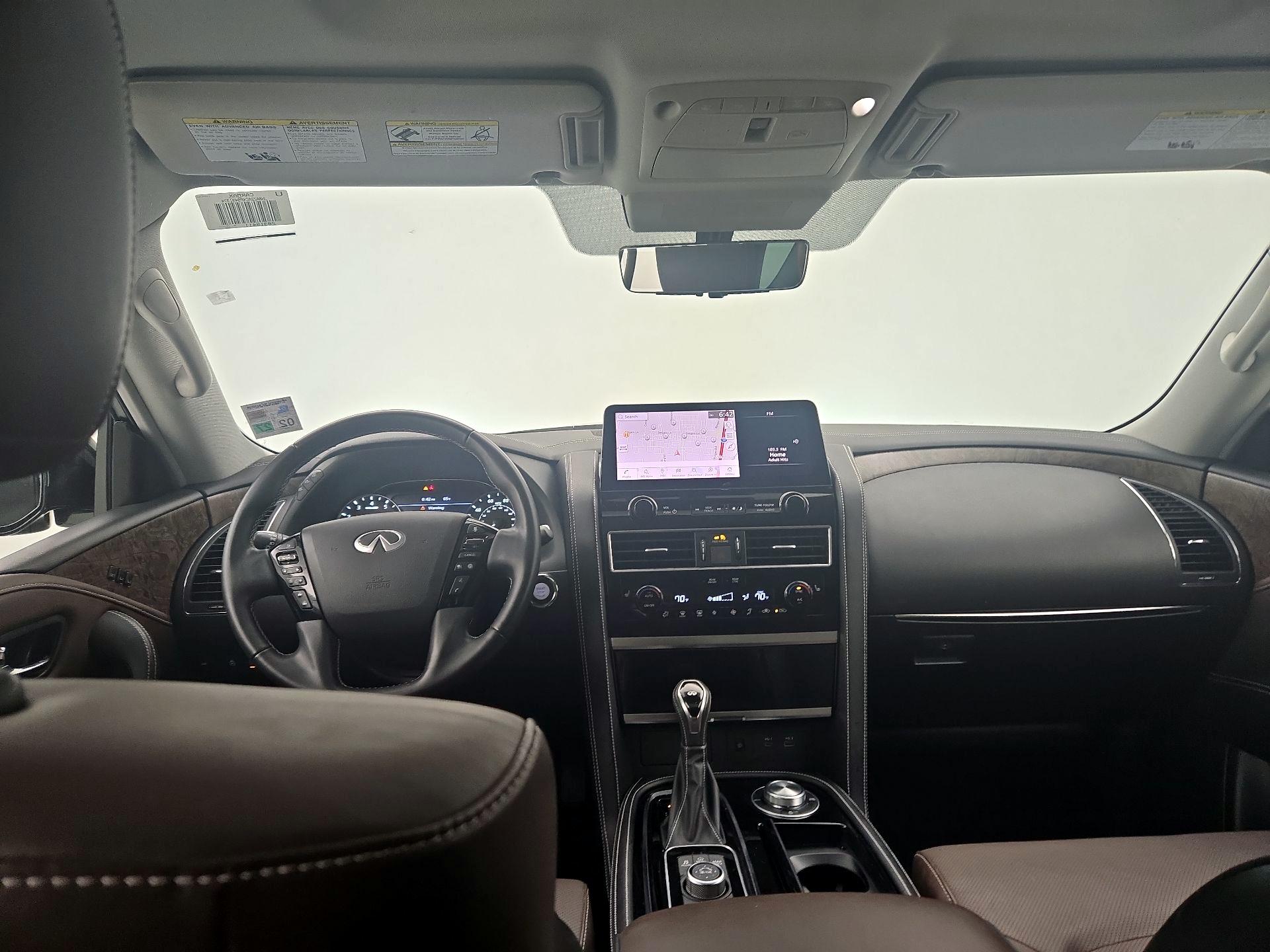 Thumbnail: 2023 INFINITI QX80 - 9