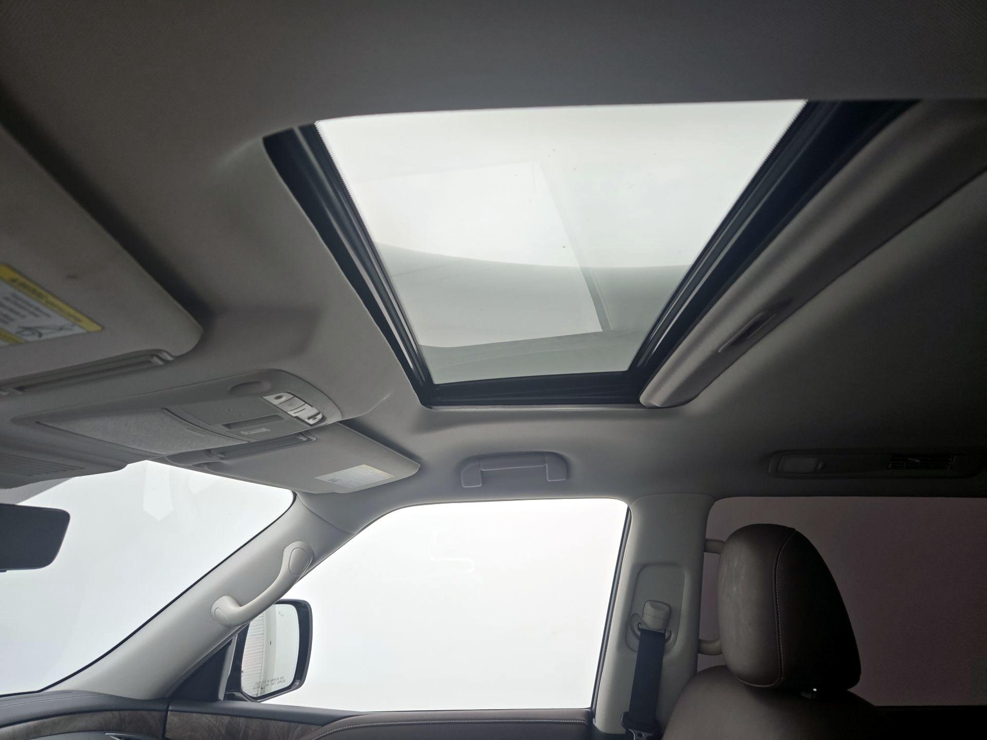 Thumbnail: 2023 INFINITI QX80 - 20