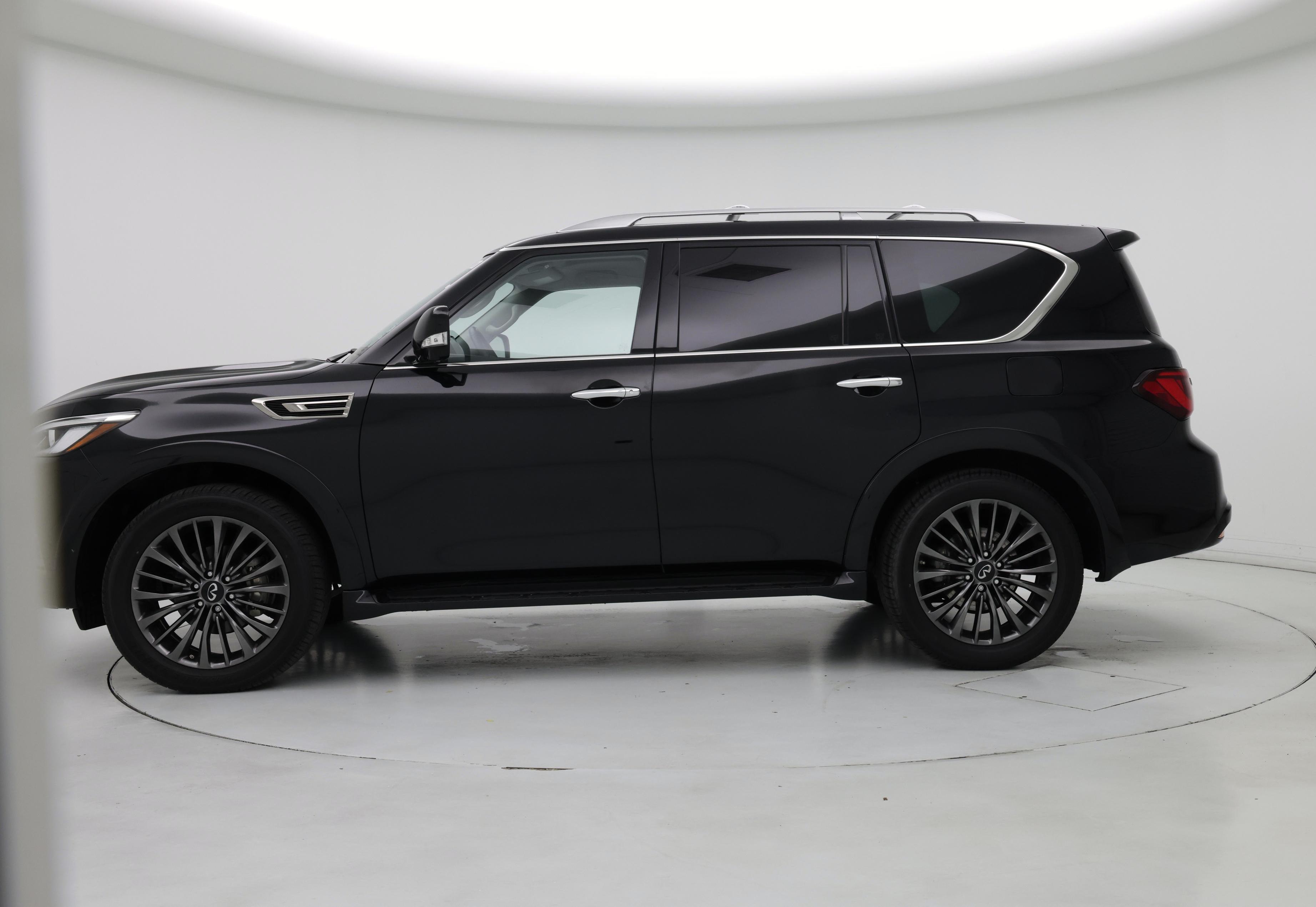 Thumbnail: 2023 INFINITI QX80 - 3
