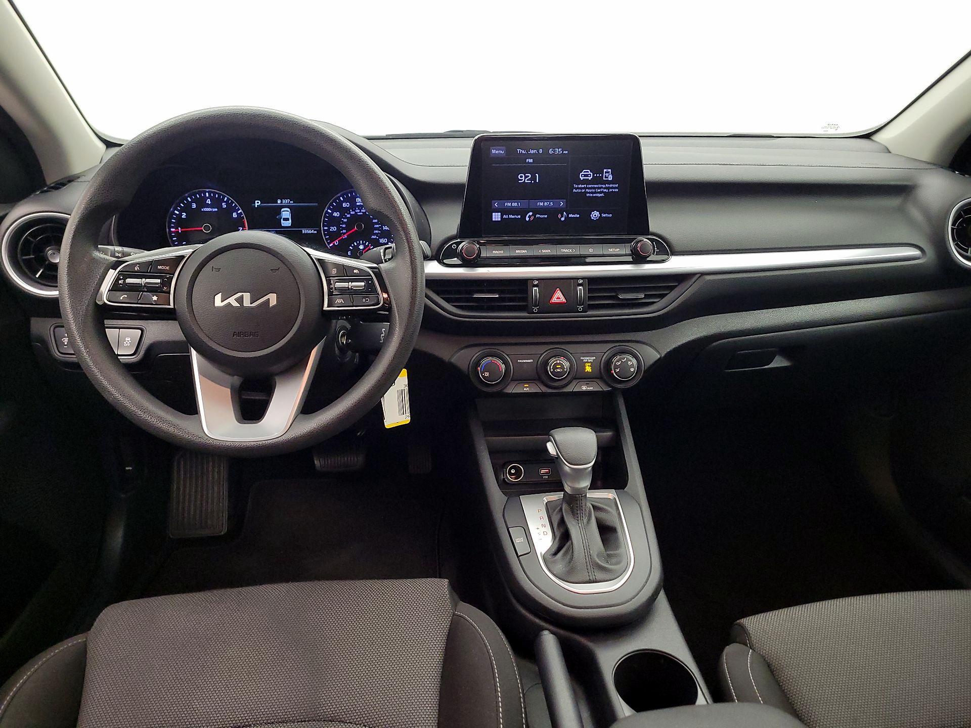 Thumbnail: 2022 Kia Forte - 9