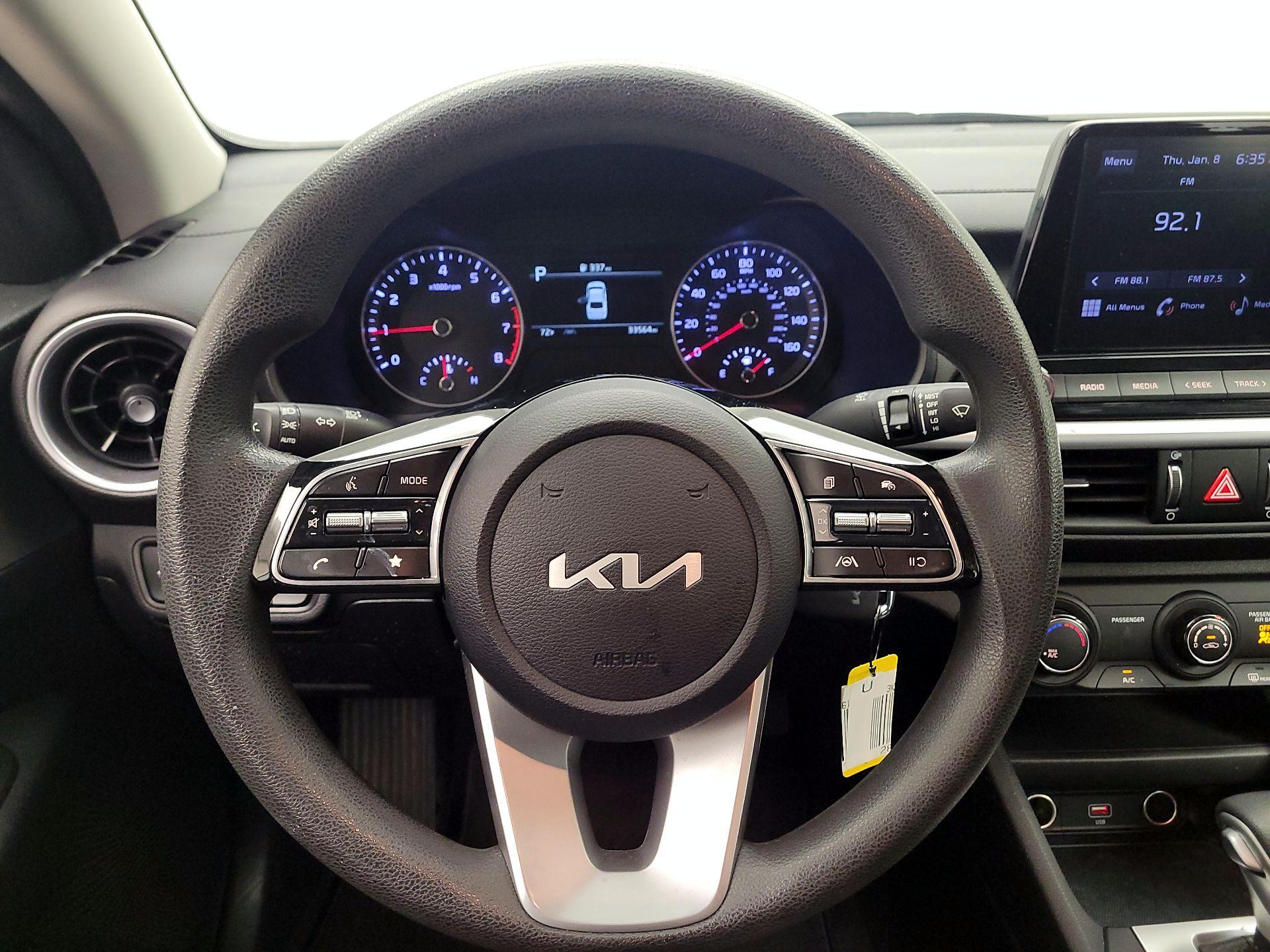 Thumbnail: 2022 Kia Forte - 10