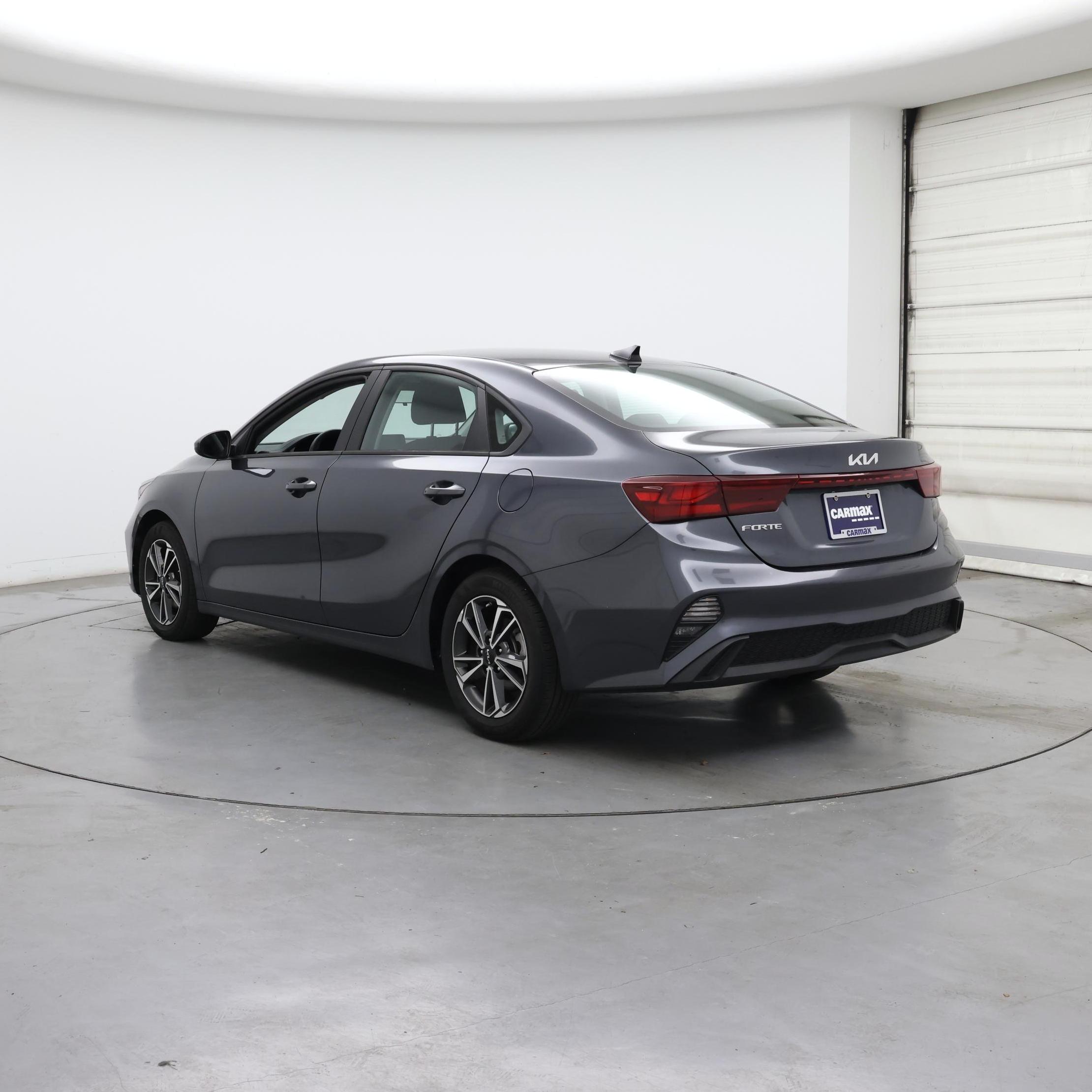 Thumbnail: 2022 Kia Forte - 2