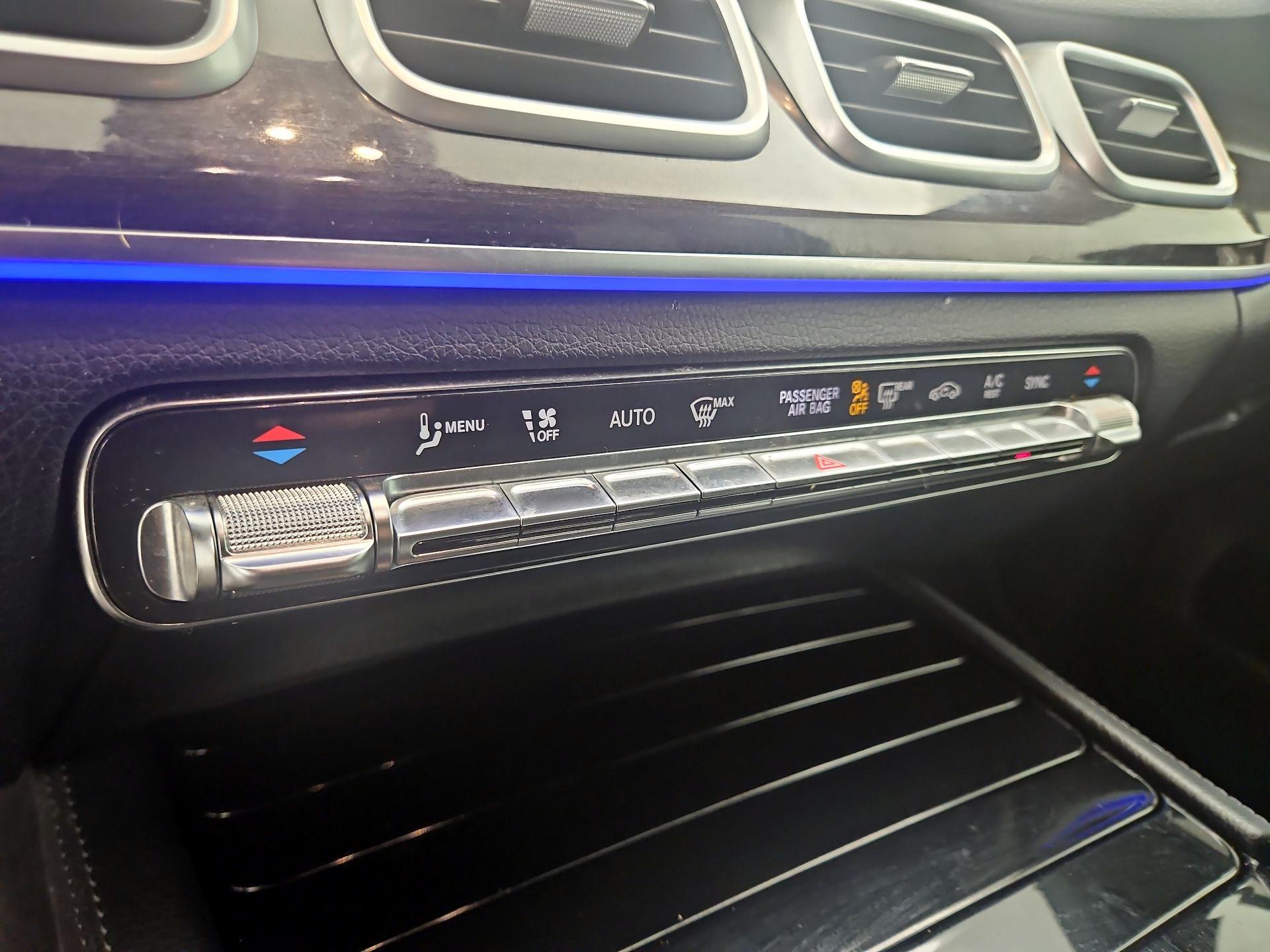 Thumbnail: 2020 Mercedes-Benz GLE - 17