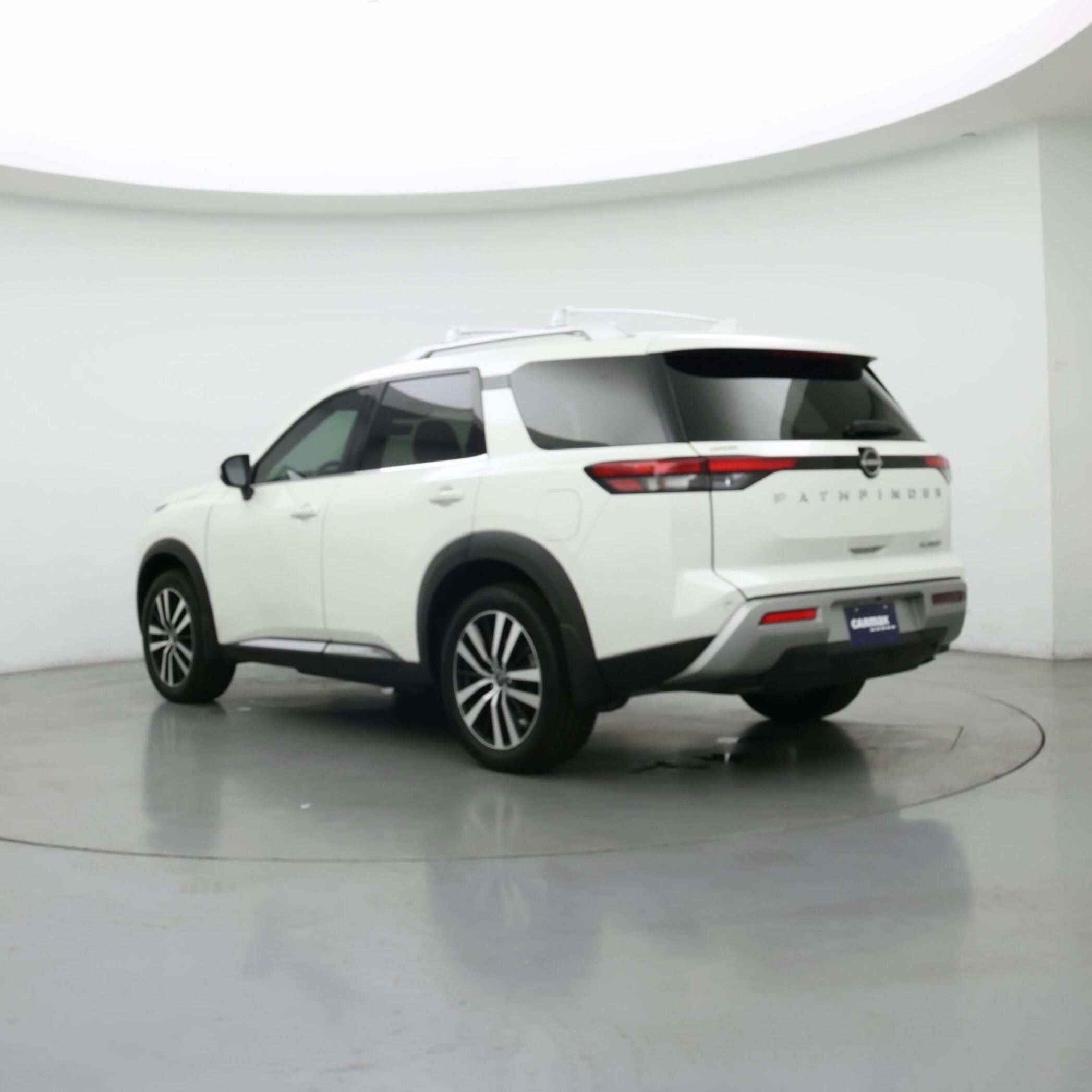 Thumbnail: 2023 Nissan Pathfinder - 2