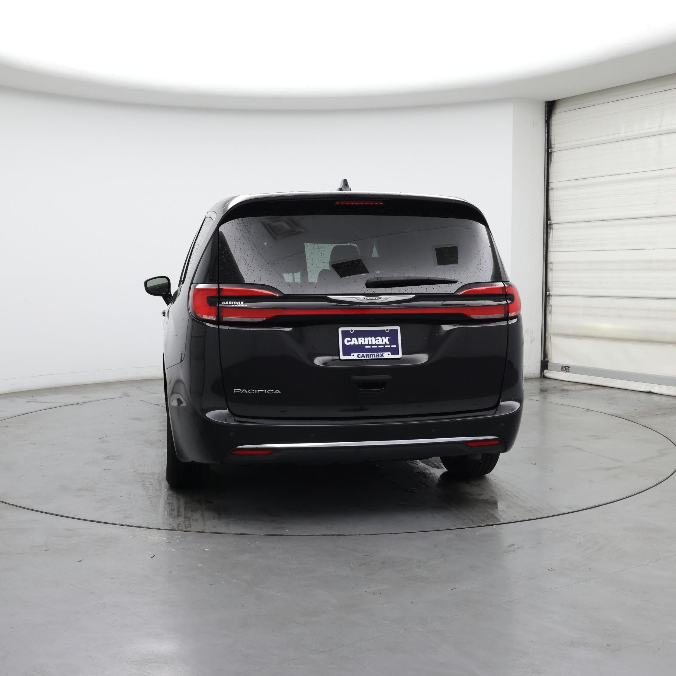 Thumbnail: 2024 Chrysler Pacifica - 6