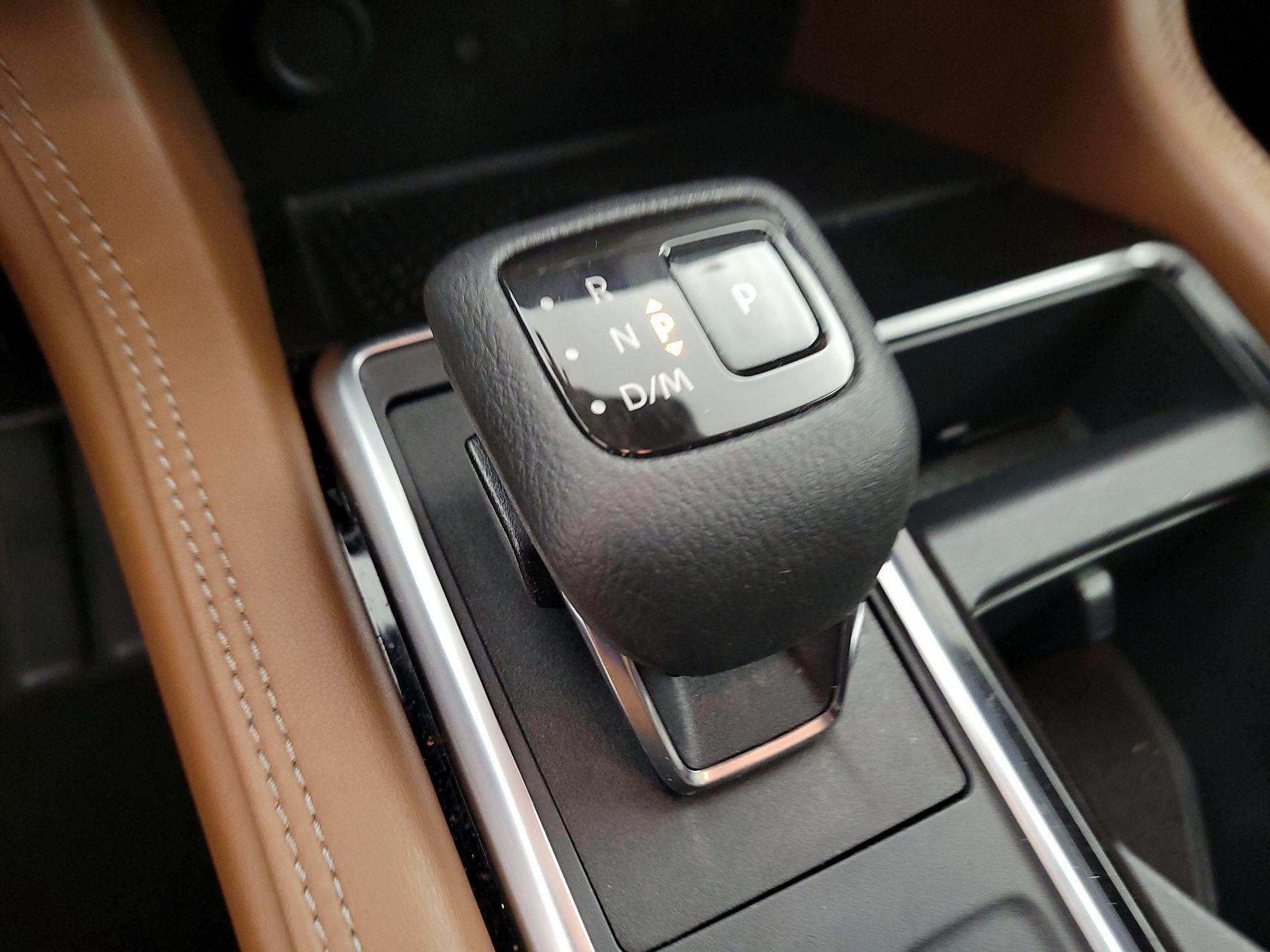 Thumbnail: 2023 Nissan Pathfinder - 17