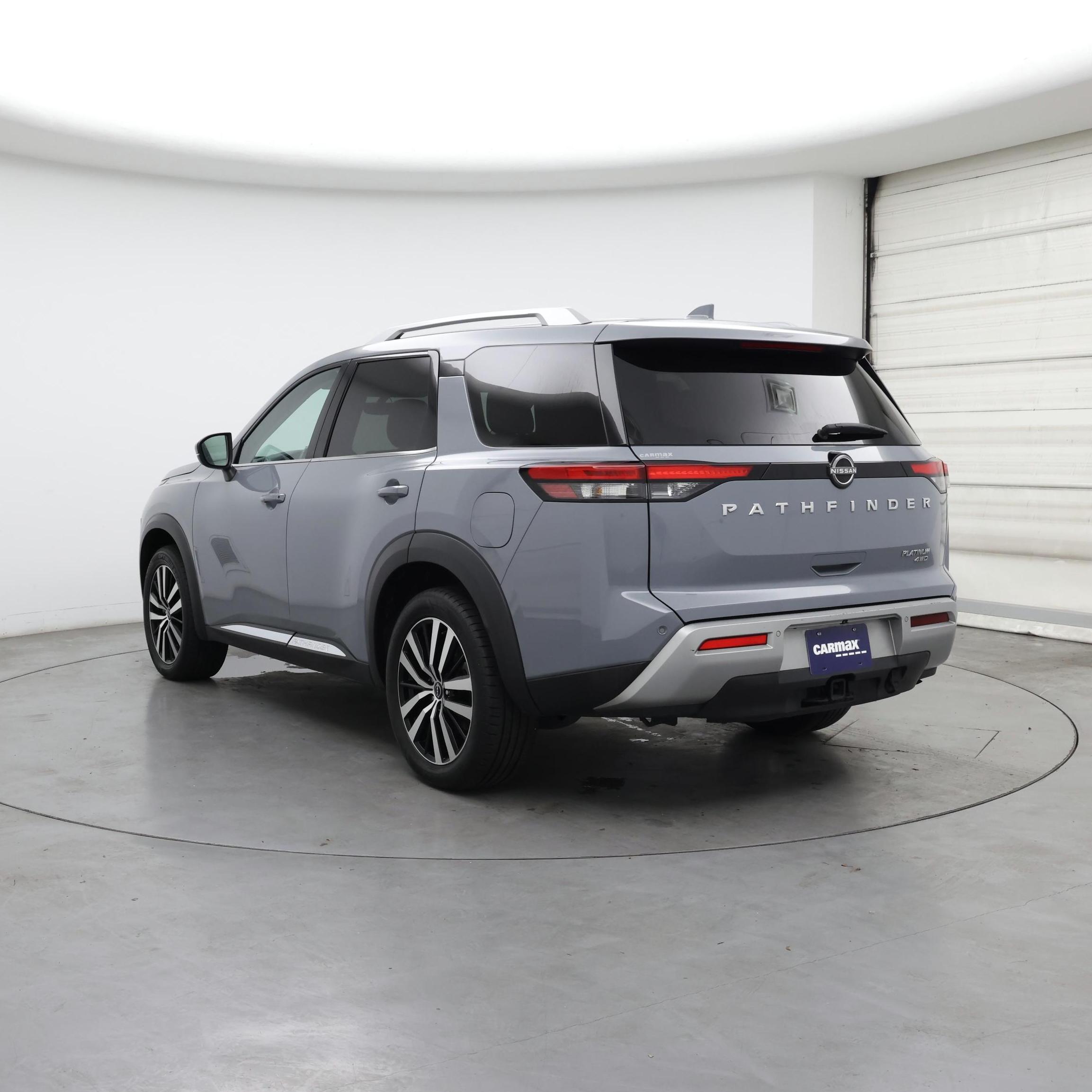 Thumbnail: 2023 Nissan Pathfinder - 2