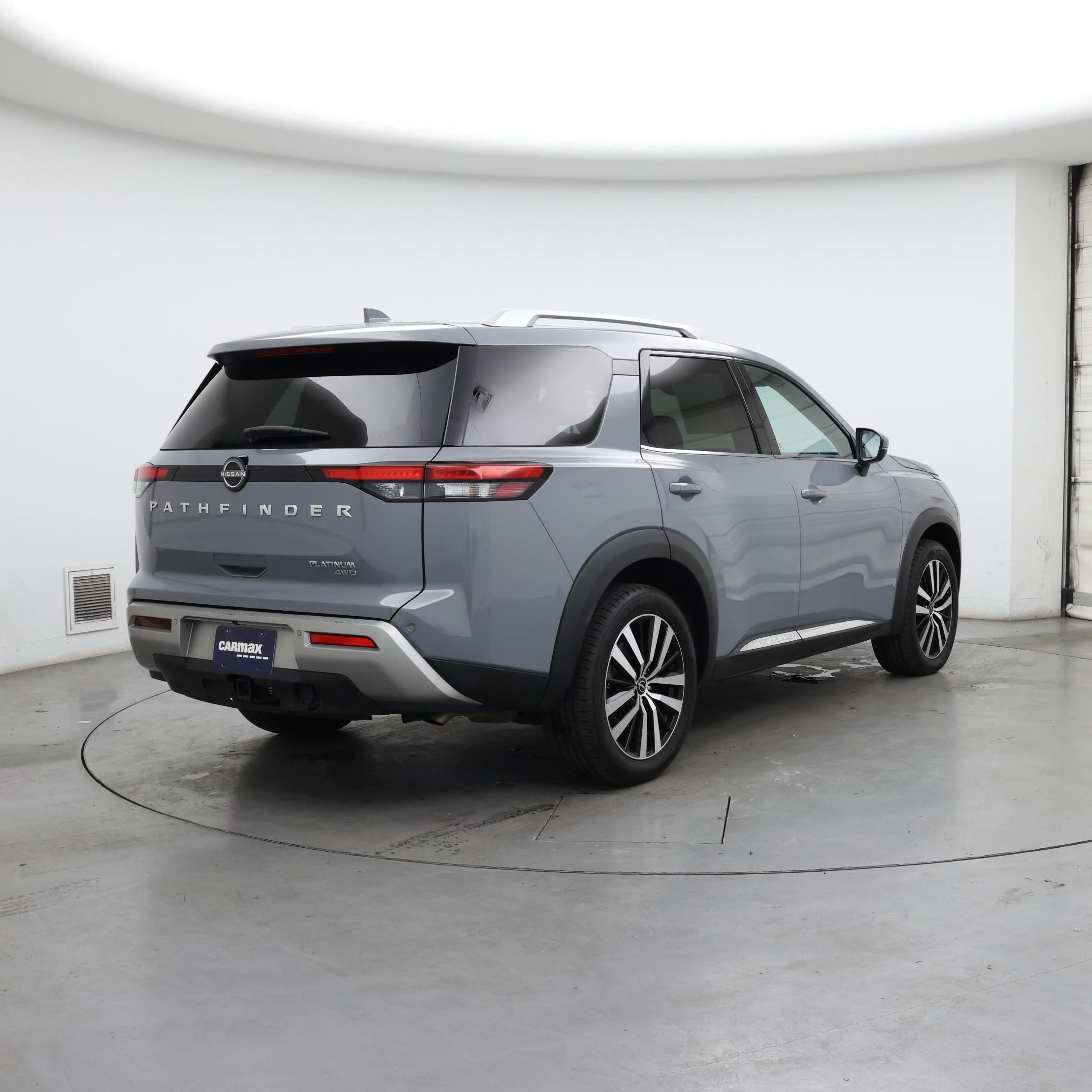 Thumbnail: 2023 Nissan Pathfinder - 8