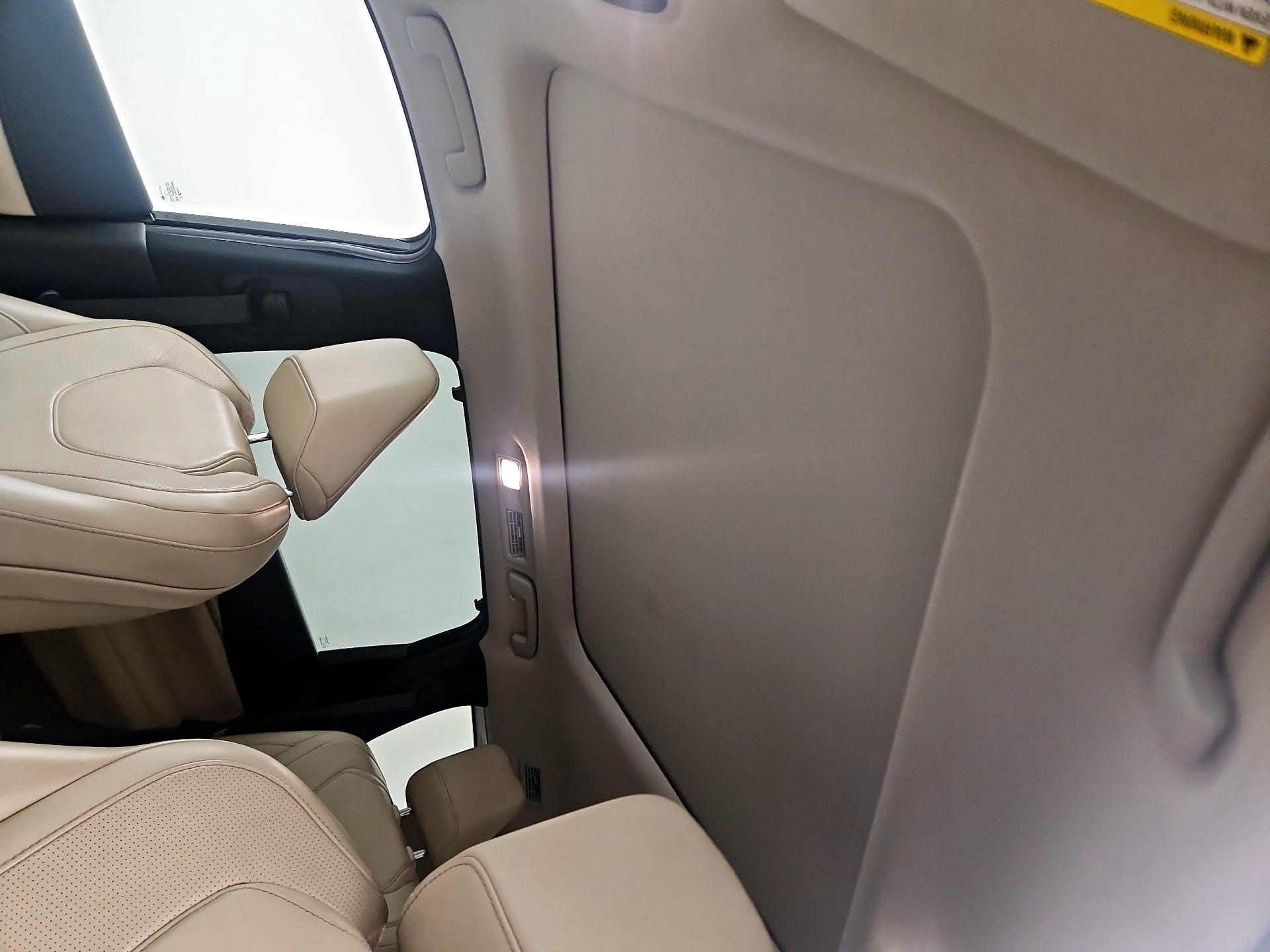 Thumbnail: 2023 INFINITI QX60 - 19