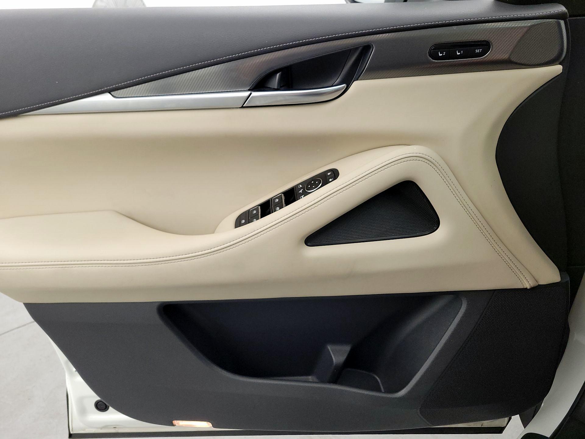 Thumbnail: 2023 INFINITI QX60 - 12