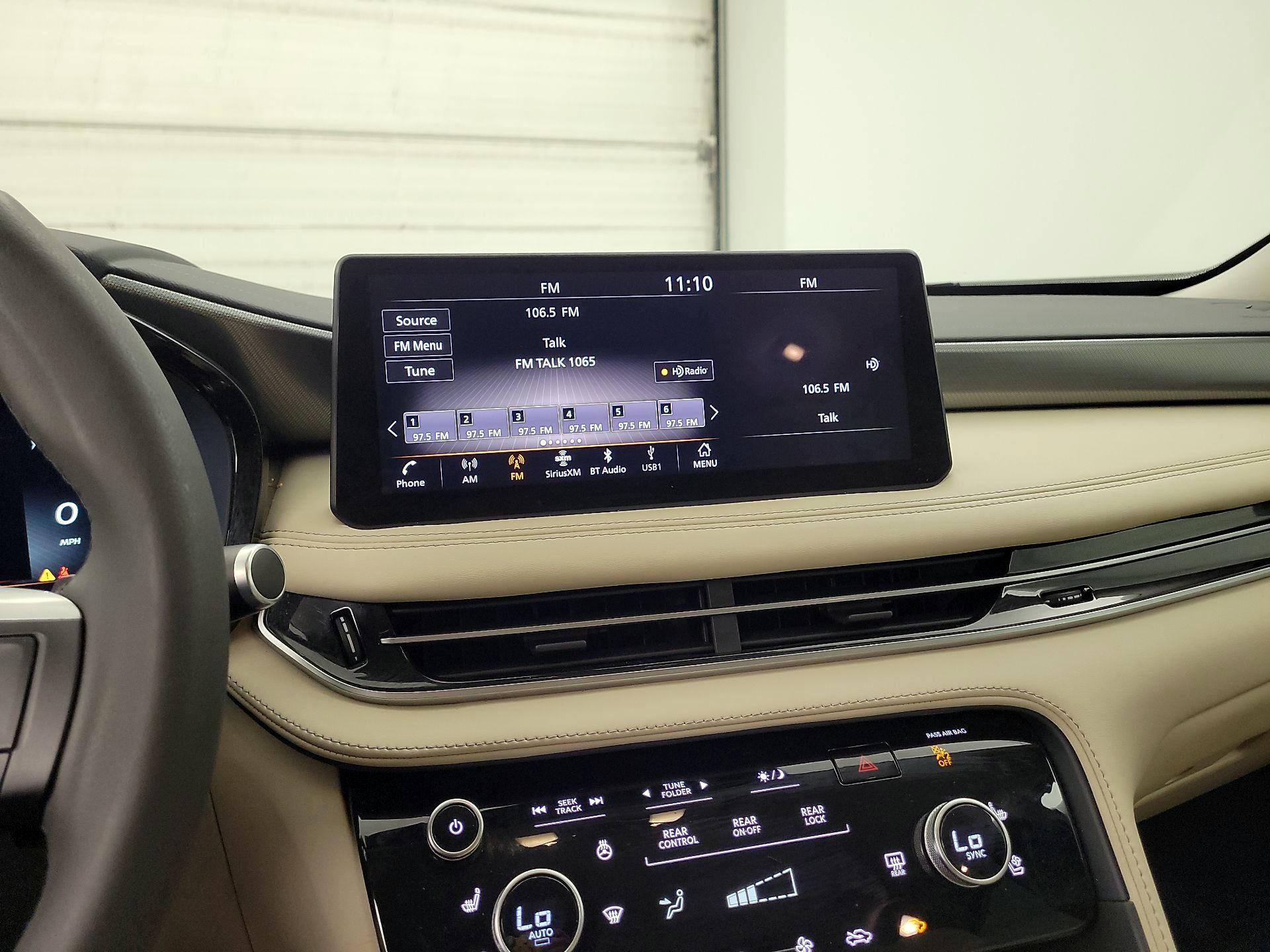 Thumbnail: 2023 INFINITI QX60 - 15