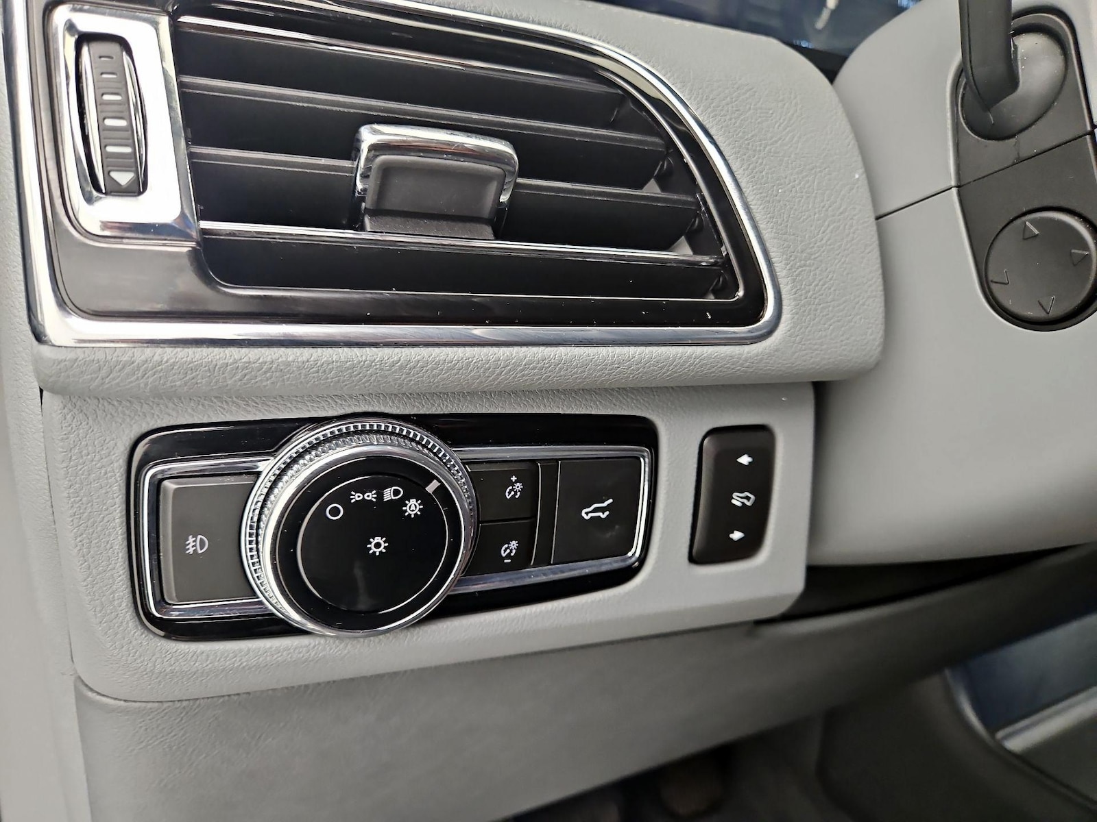 2021 Lincoln Navigator Reserve - Photo 14