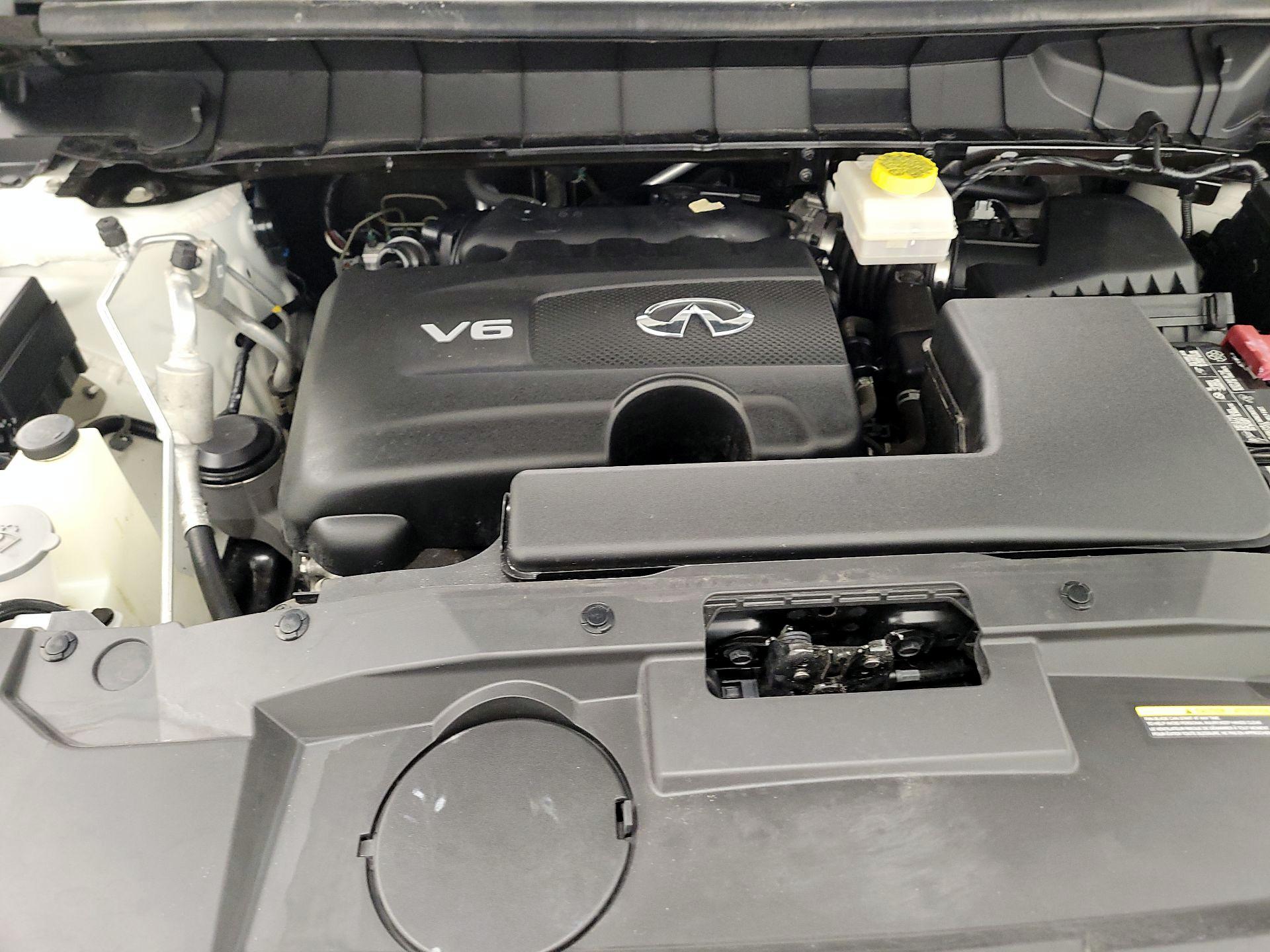 Thumbnail: 2023 INFINITI QX60 - 17