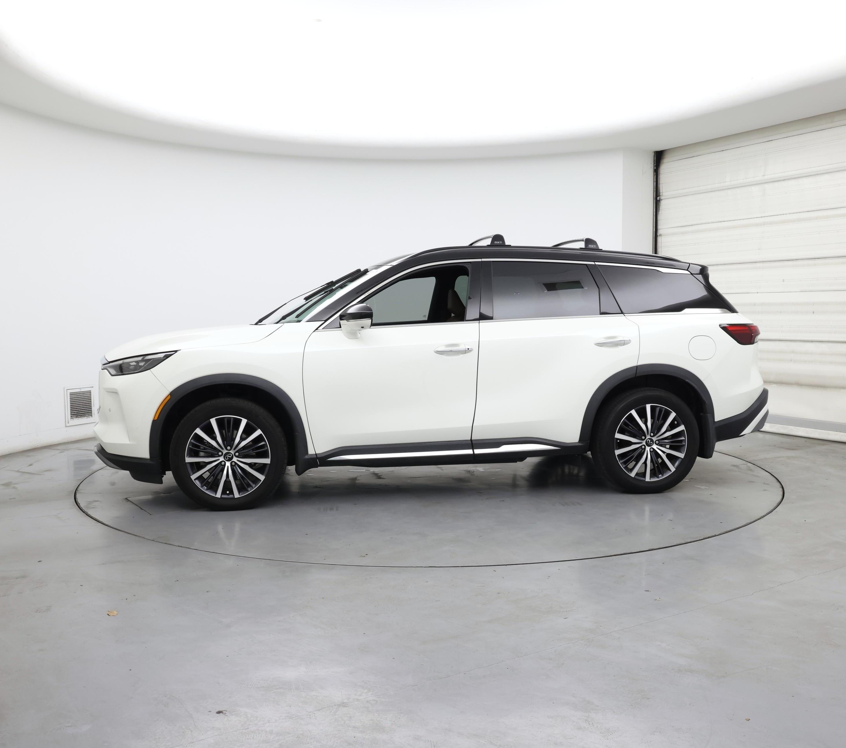 Thumbnail: 2023 INFINITI QX60 - 3