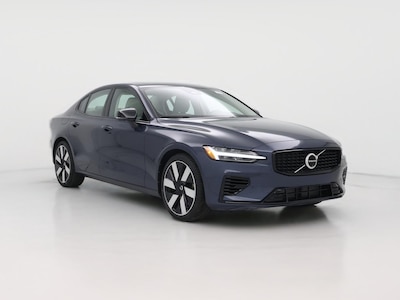 2024 Volvo S60 Recharge PHEV T8 Plus Dark Theme