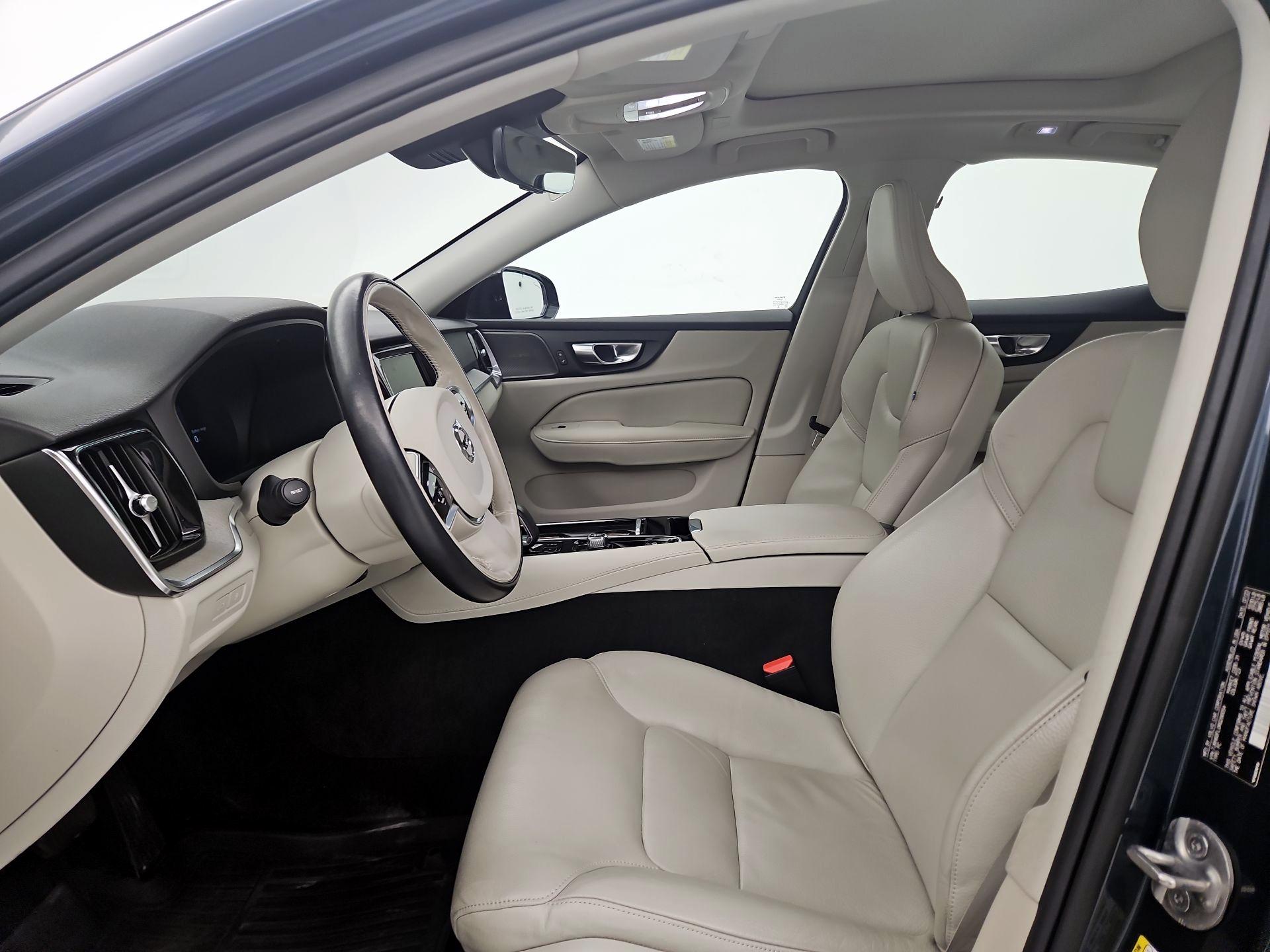 Thumbnail: 2024 Volvo S60 - 11