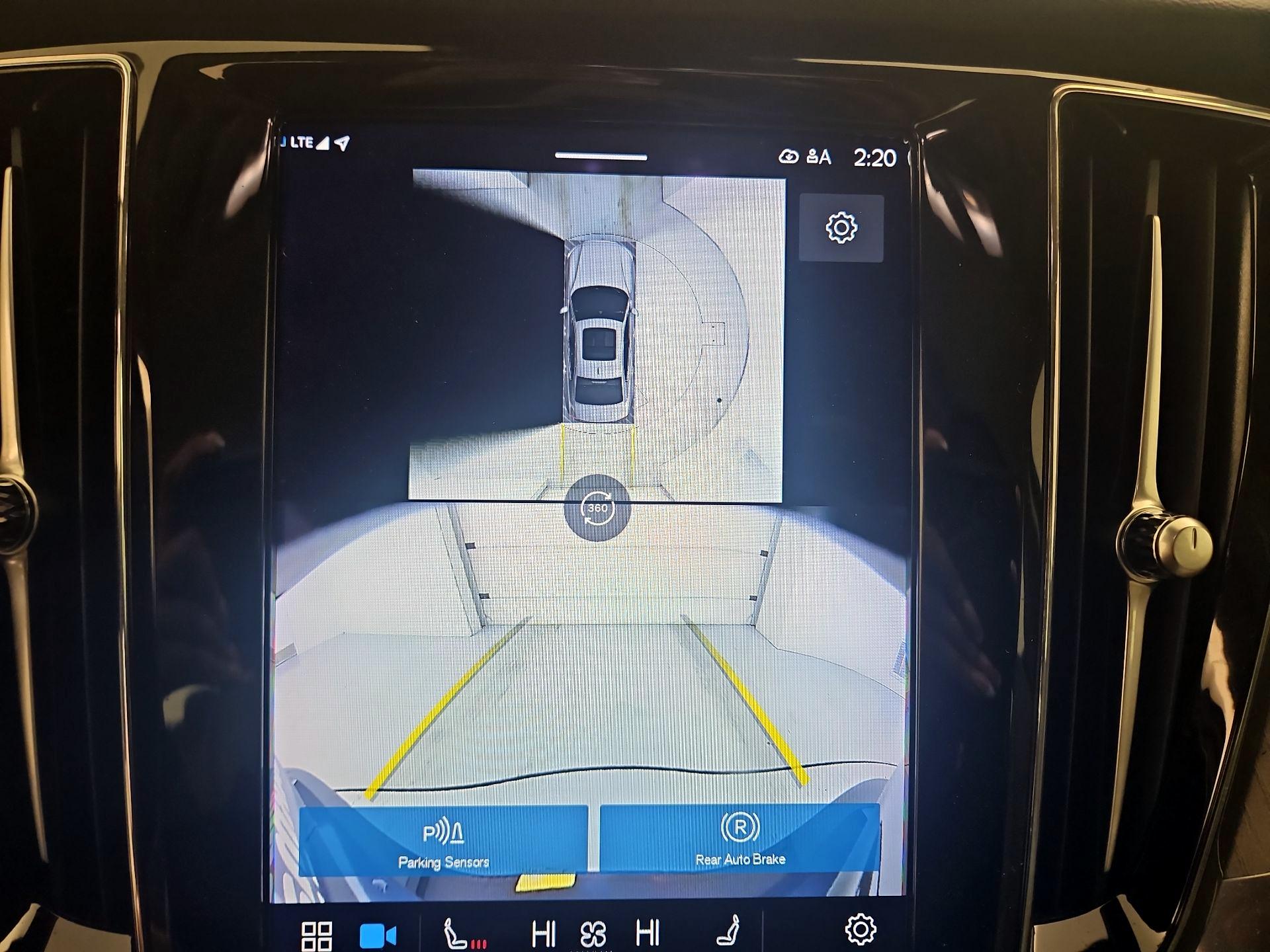 Thumbnail: 2024 Volvo S60 - 15