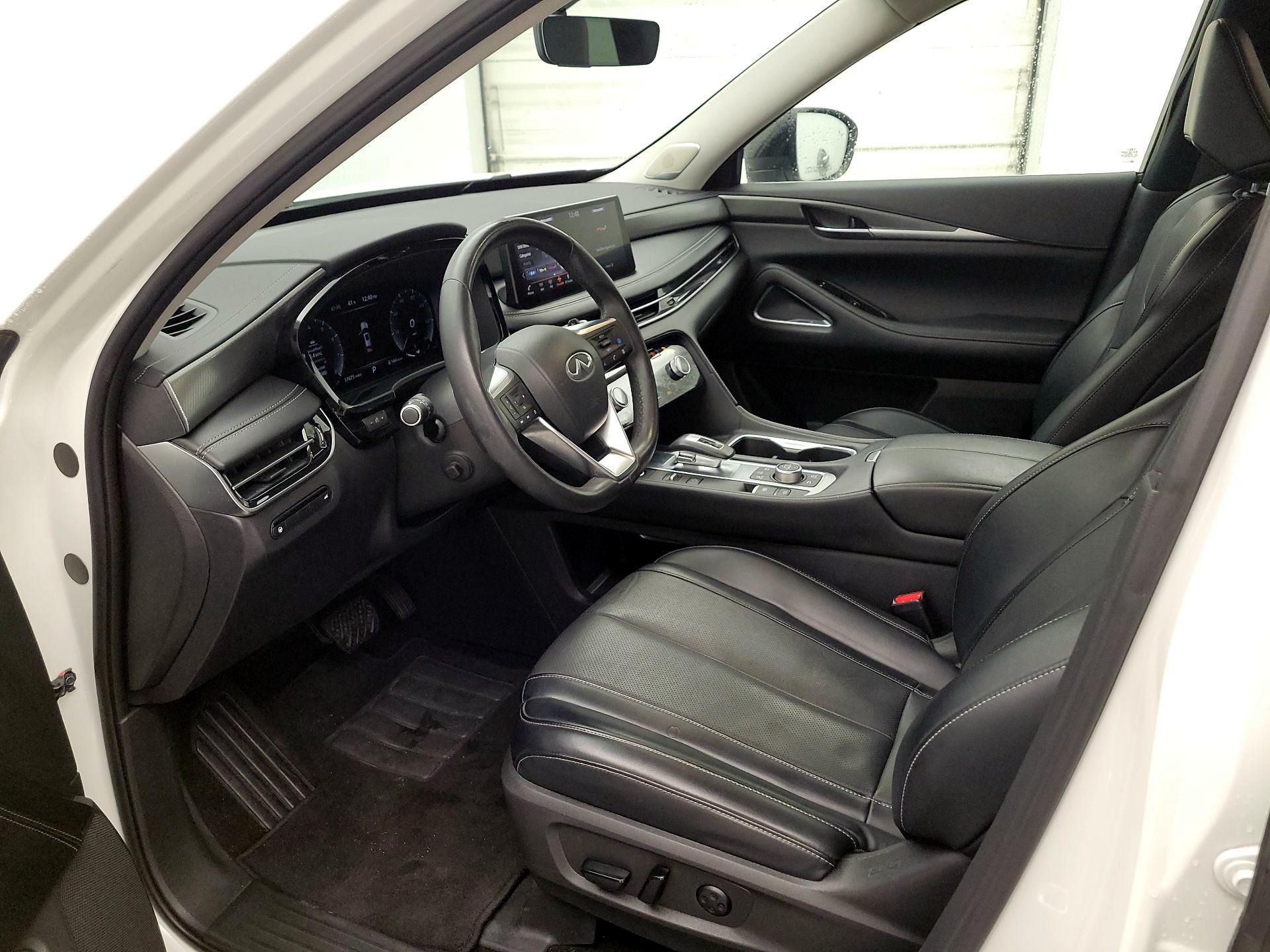 Thumbnail: 2023 INFINITI QX60 - 11