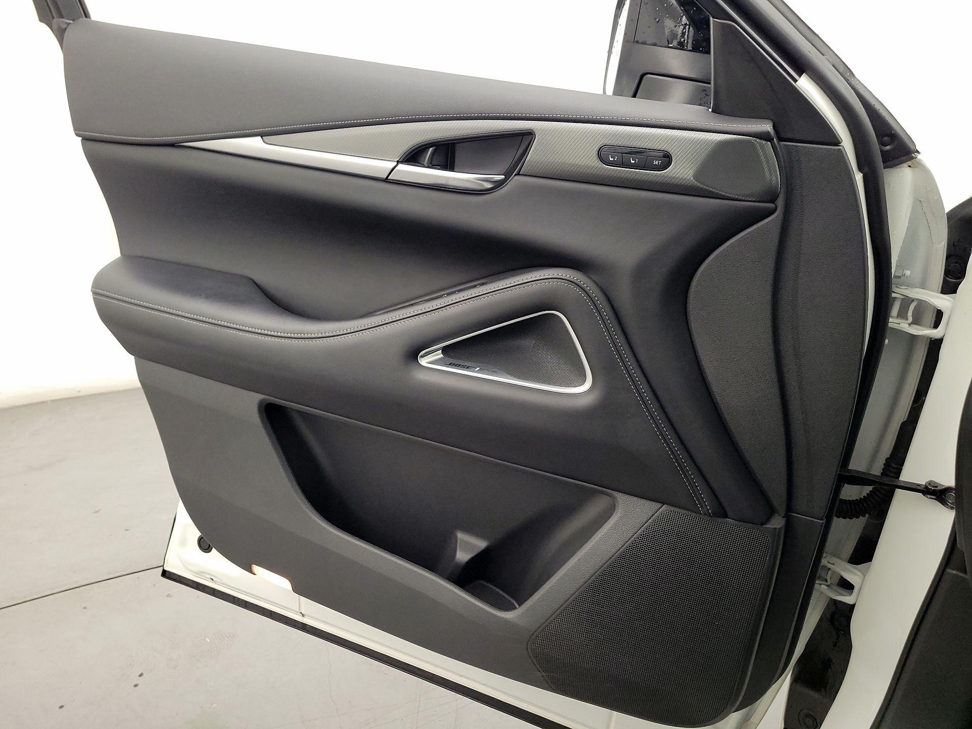 Thumbnail: 2023 INFINITI QX60 - 12