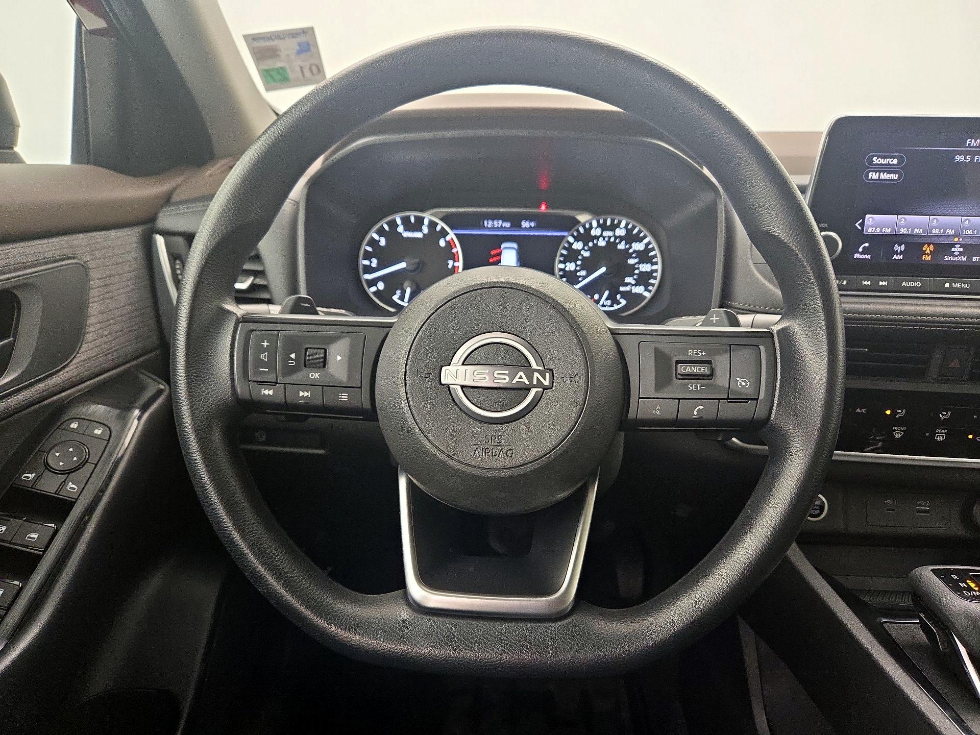 Thumbnail: 2023 Nissan Rogue - 10