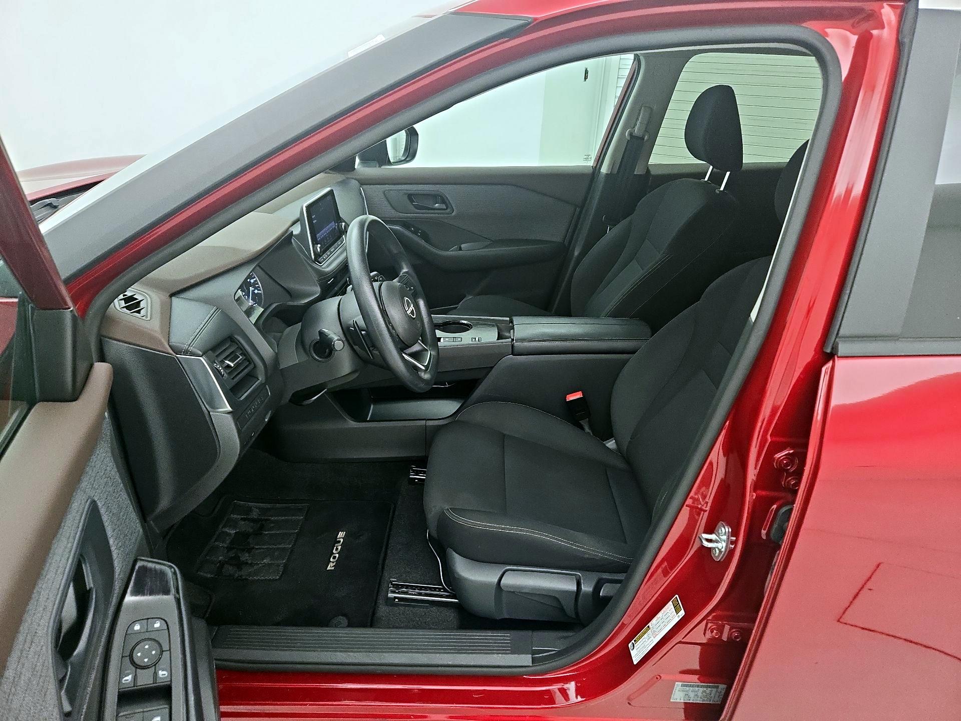 Thumbnail: 2023 Nissan Rogue - 11