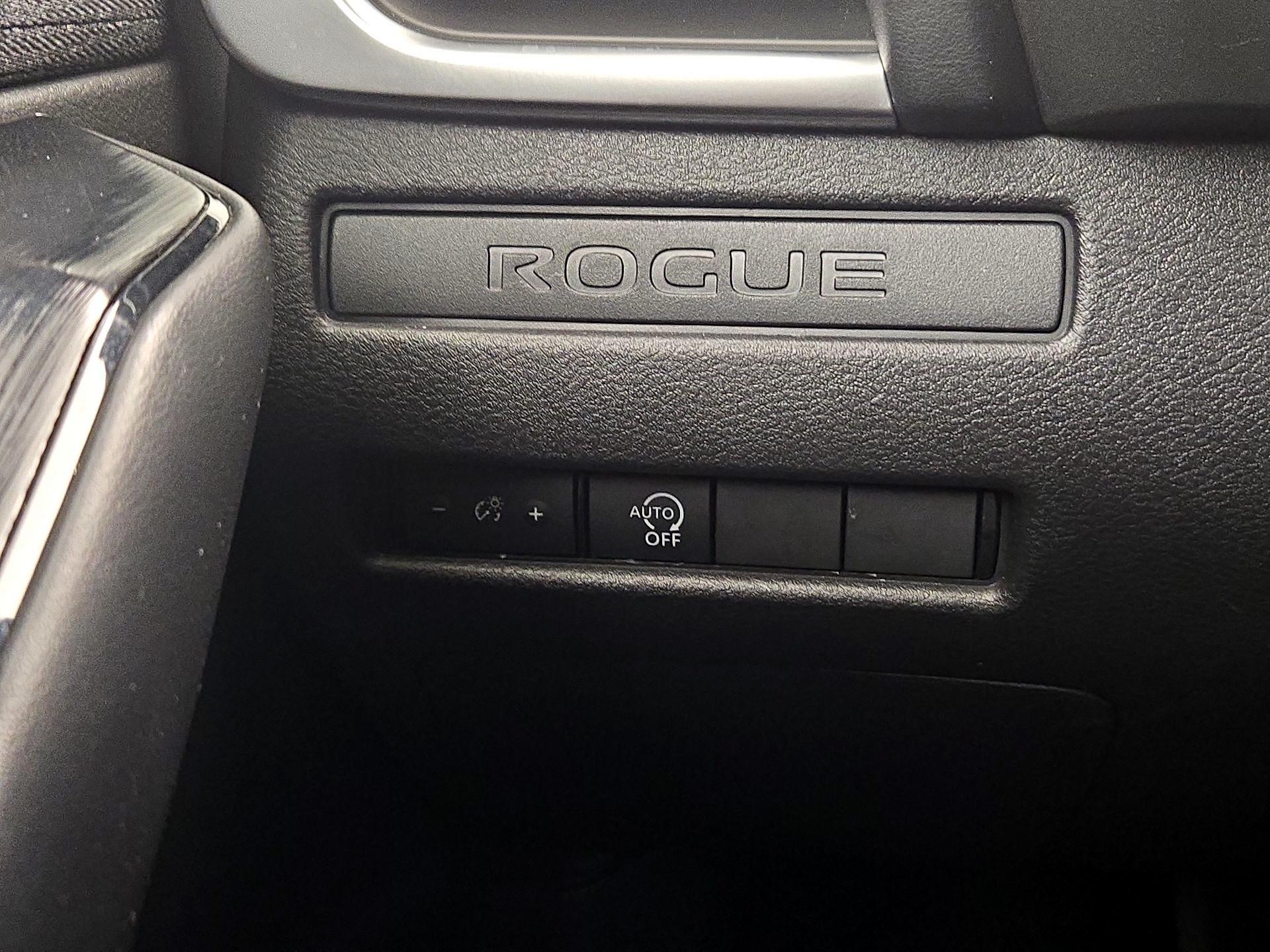 Thumbnail: 2023 Nissan Rogue - 13