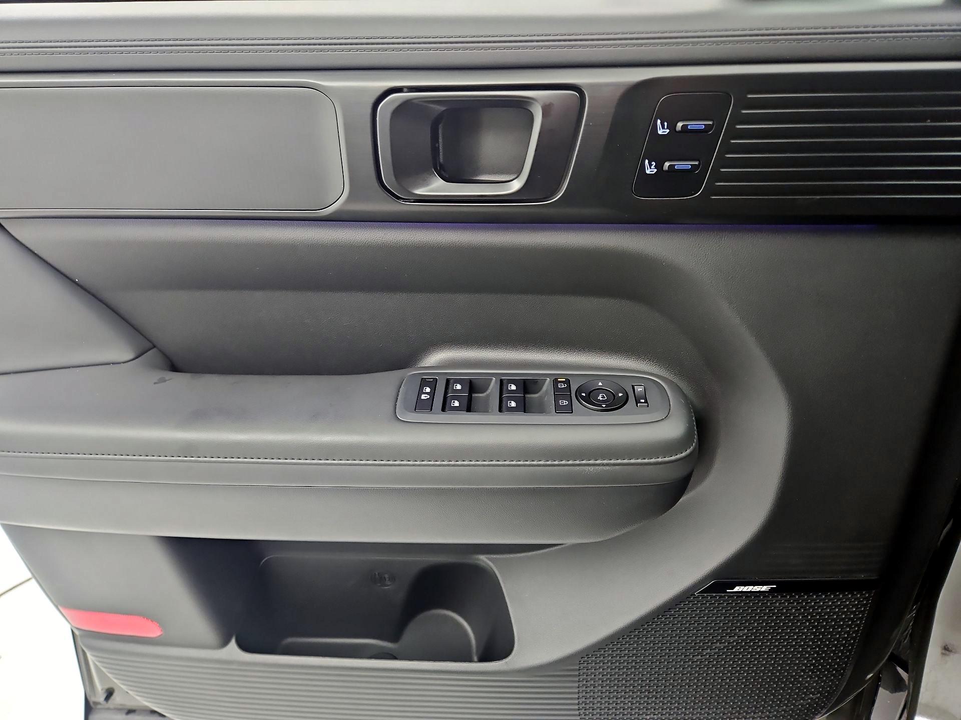 Thumbnail: 2025 Hyundai Santa Fe - 12