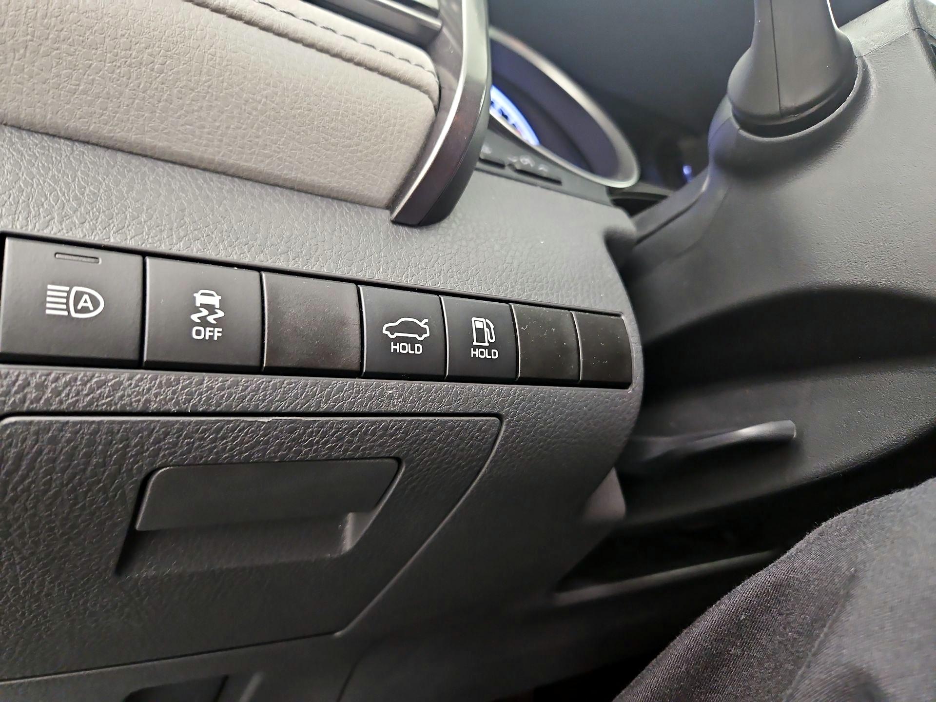 Thumbnail: 2023 Toyota Camry - 13