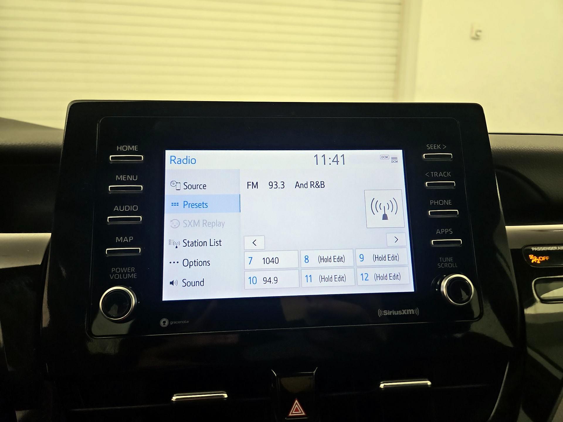 Thumbnail: 2023 Toyota Camry - 15