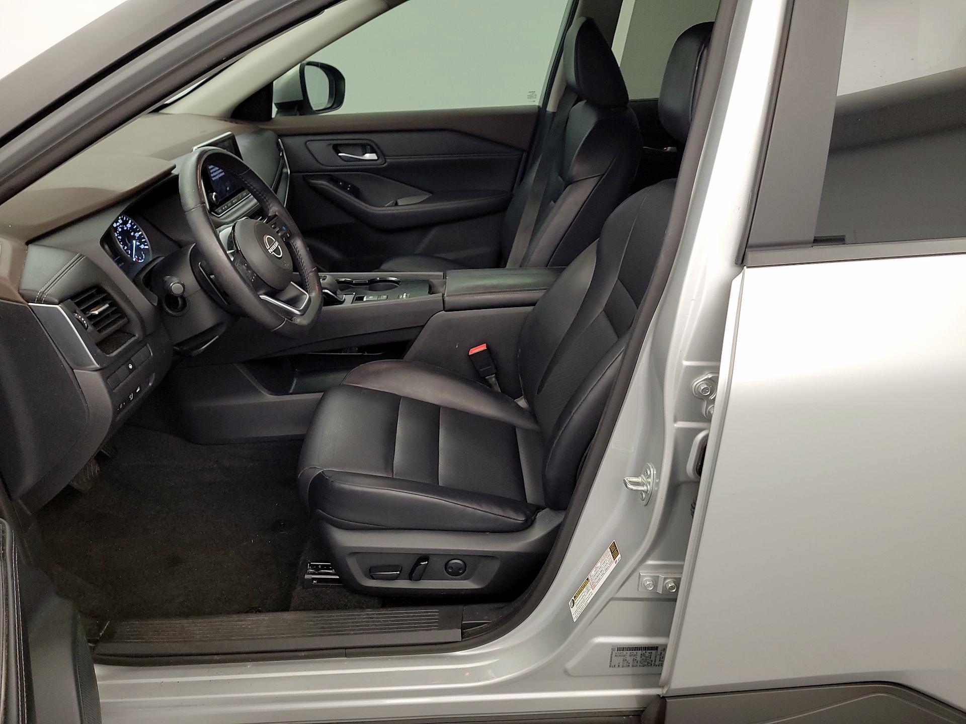 Thumbnail: 2023 Nissan Rogue - 11