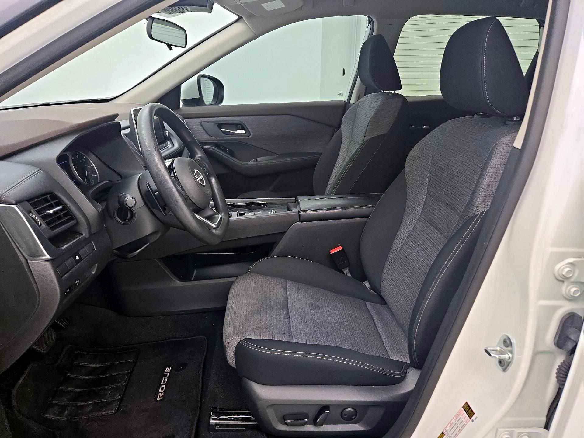 Thumbnail: 2023 Nissan Rogue - 11