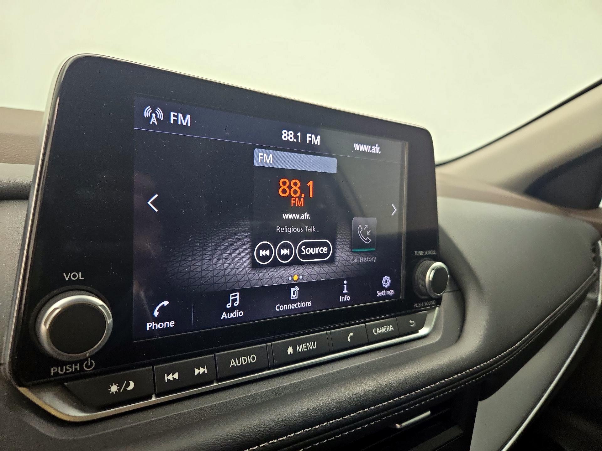 Thumbnail: 2023 Nissan Rogue - 15